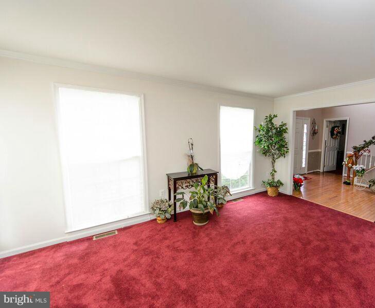 STAFFORD LAKES VILLAGE - Residential Lease