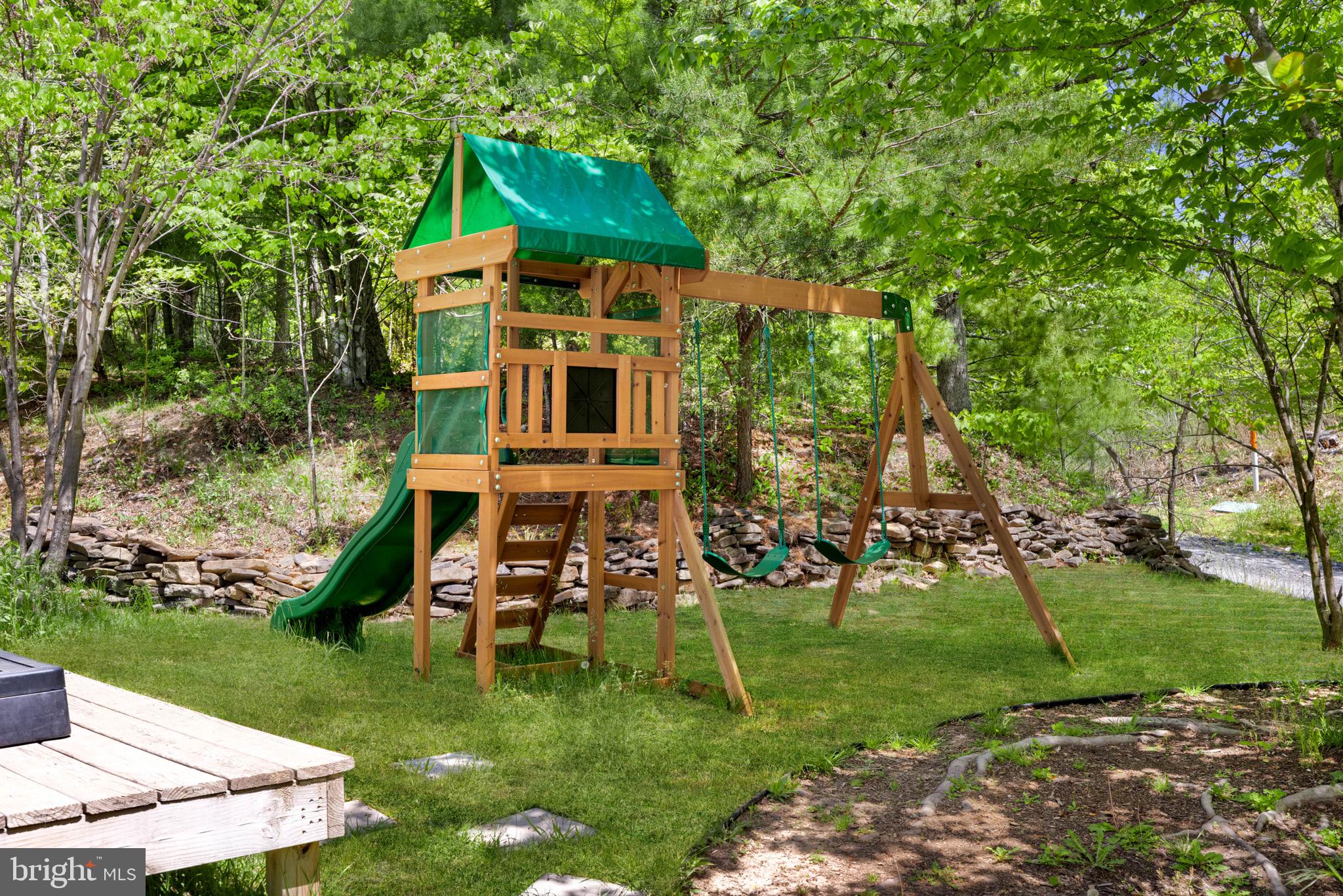 304 HOLLY RIDGE ROAD