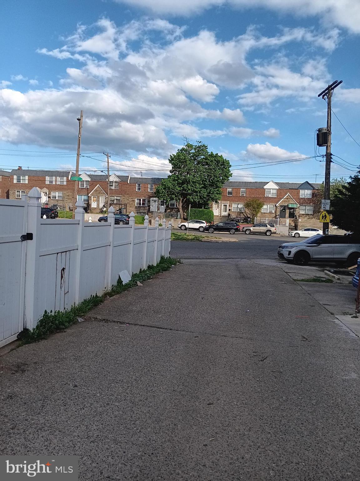 CASTOR GARDENS - Residential