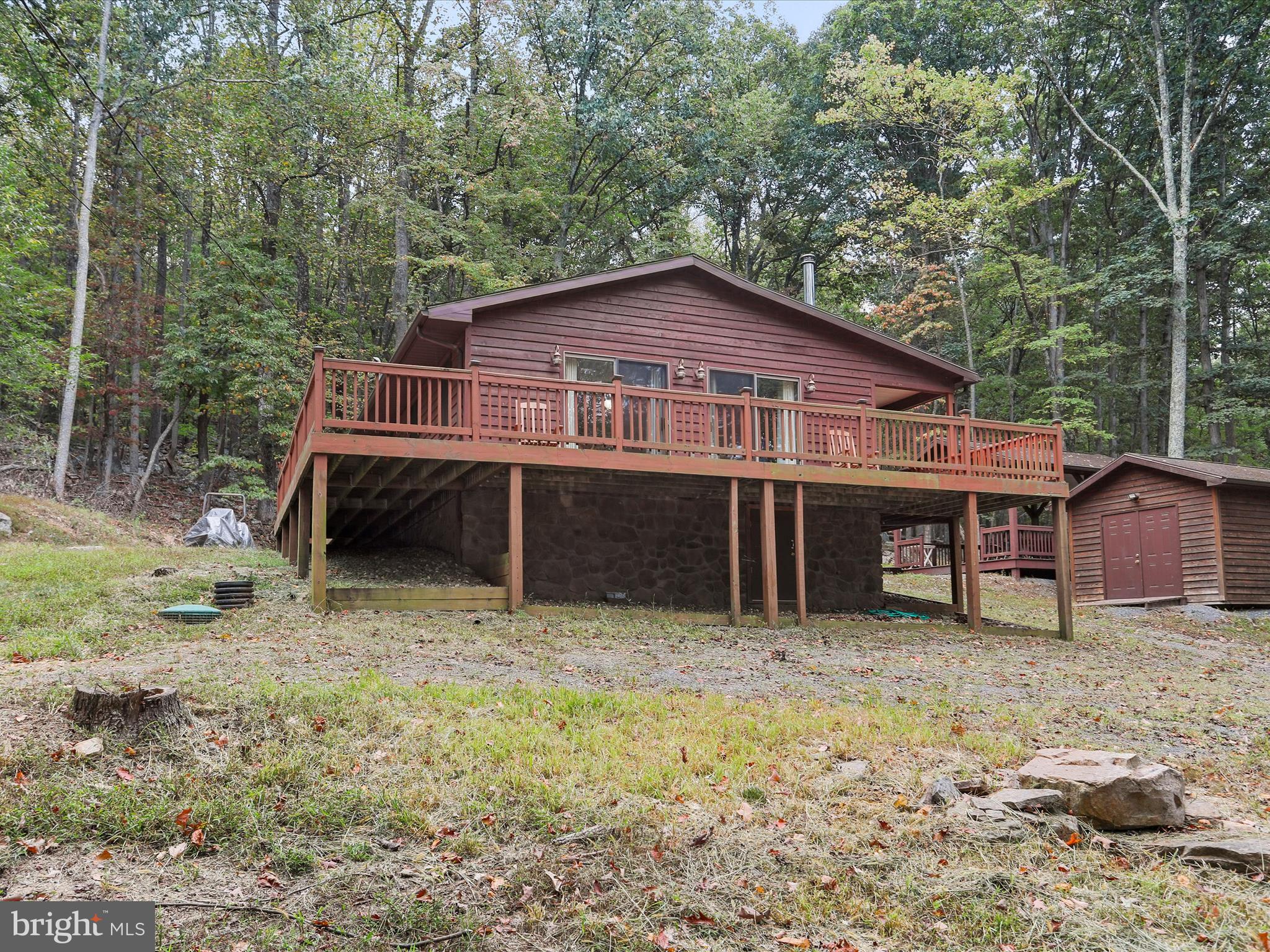 ROUSE MOUNTAIN - Residential