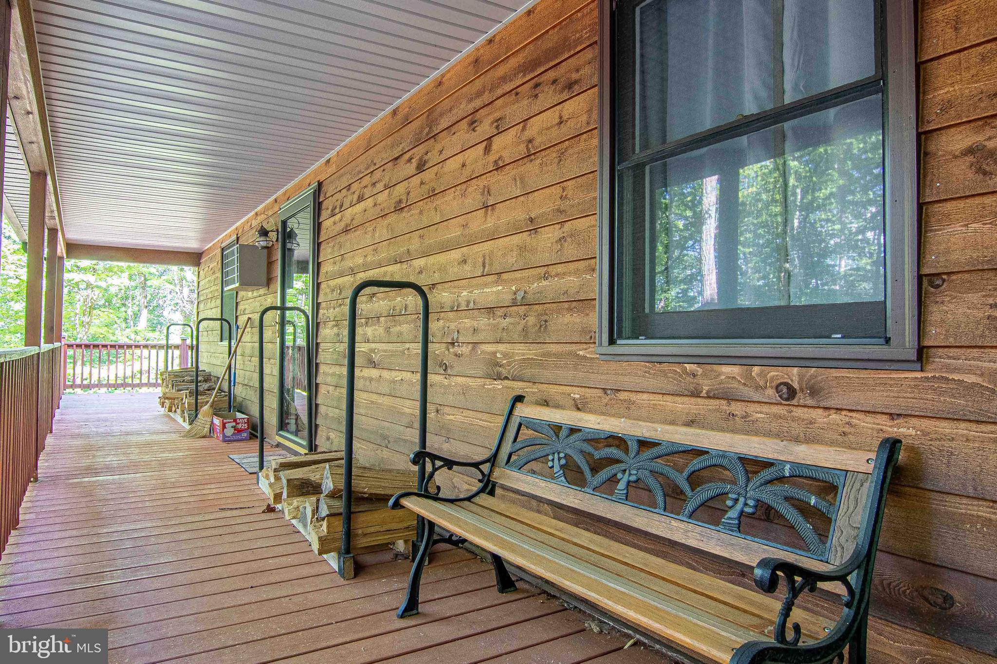 ROUSE MOUNTAIN - Residential