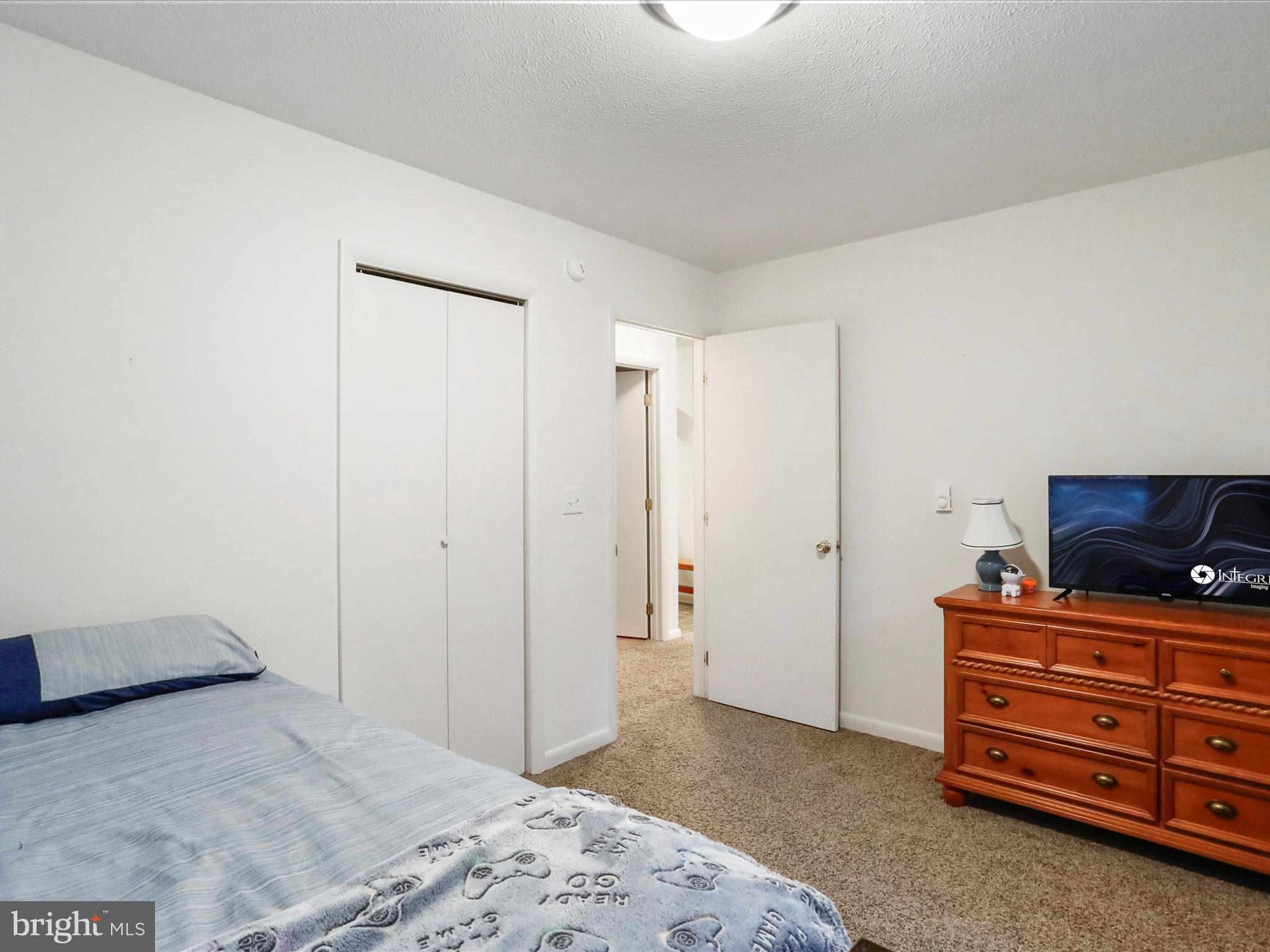 ROUSE MOUNTAIN - Residential