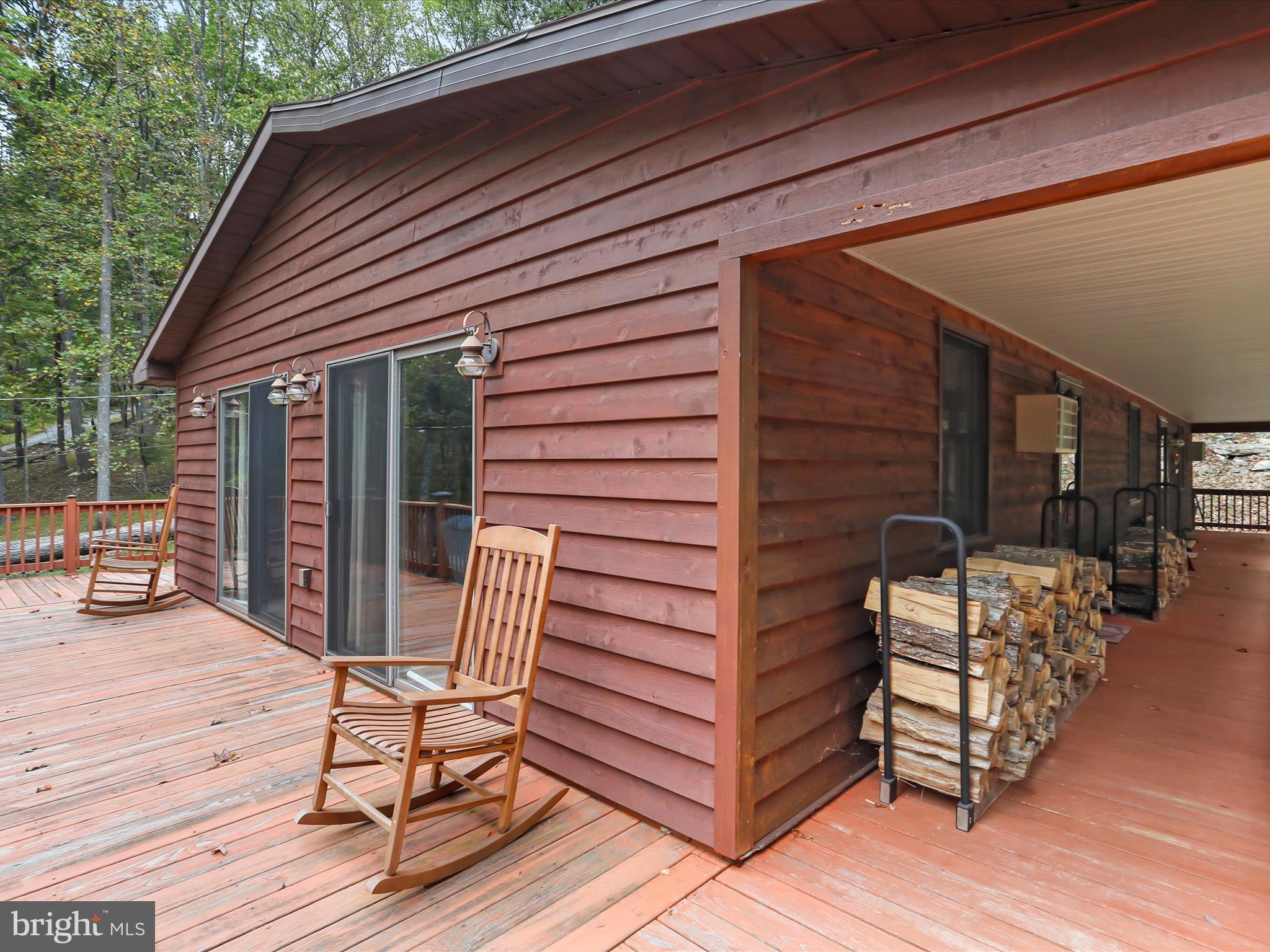 ROUSE MOUNTAIN - Residential