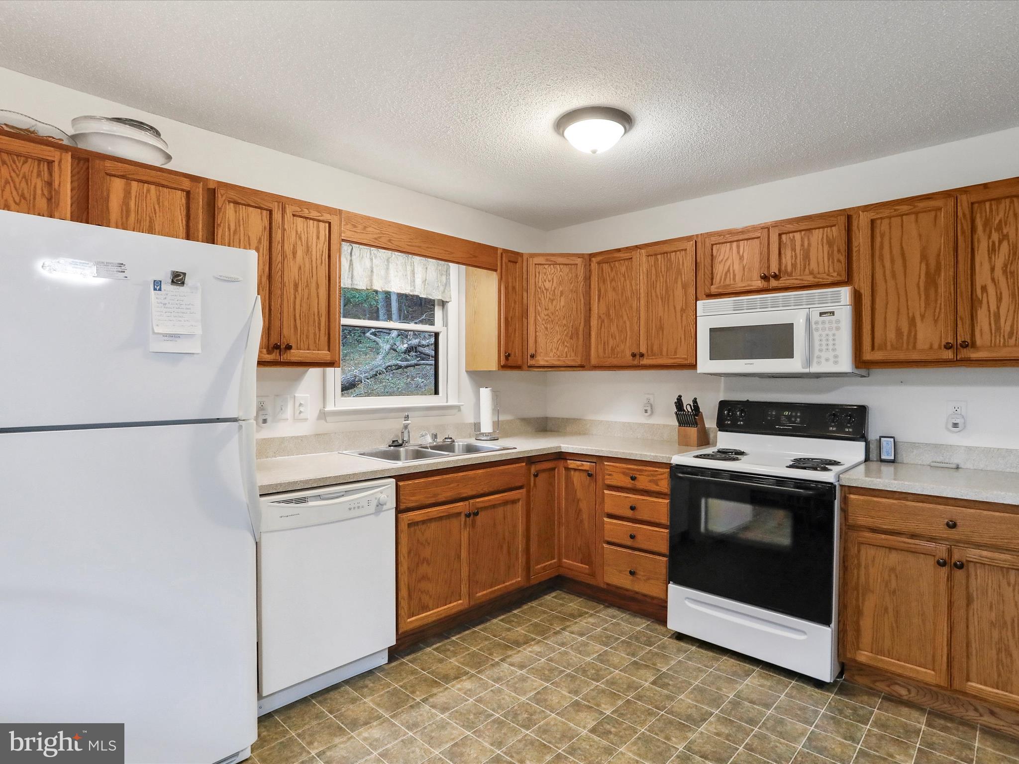 ROUSE MOUNTAIN - Residential