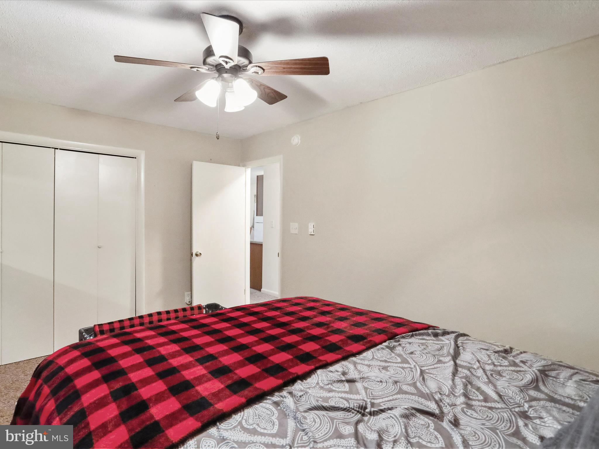 ROUSE MOUNTAIN - Residential