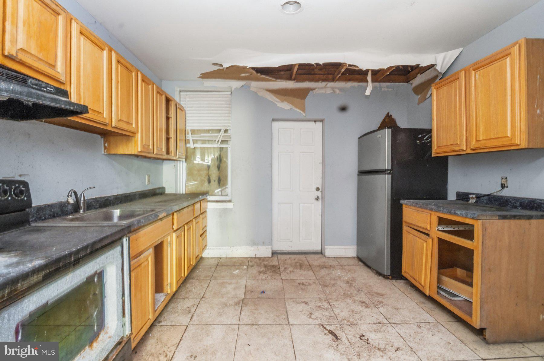 BIDDLE STREET - Residential