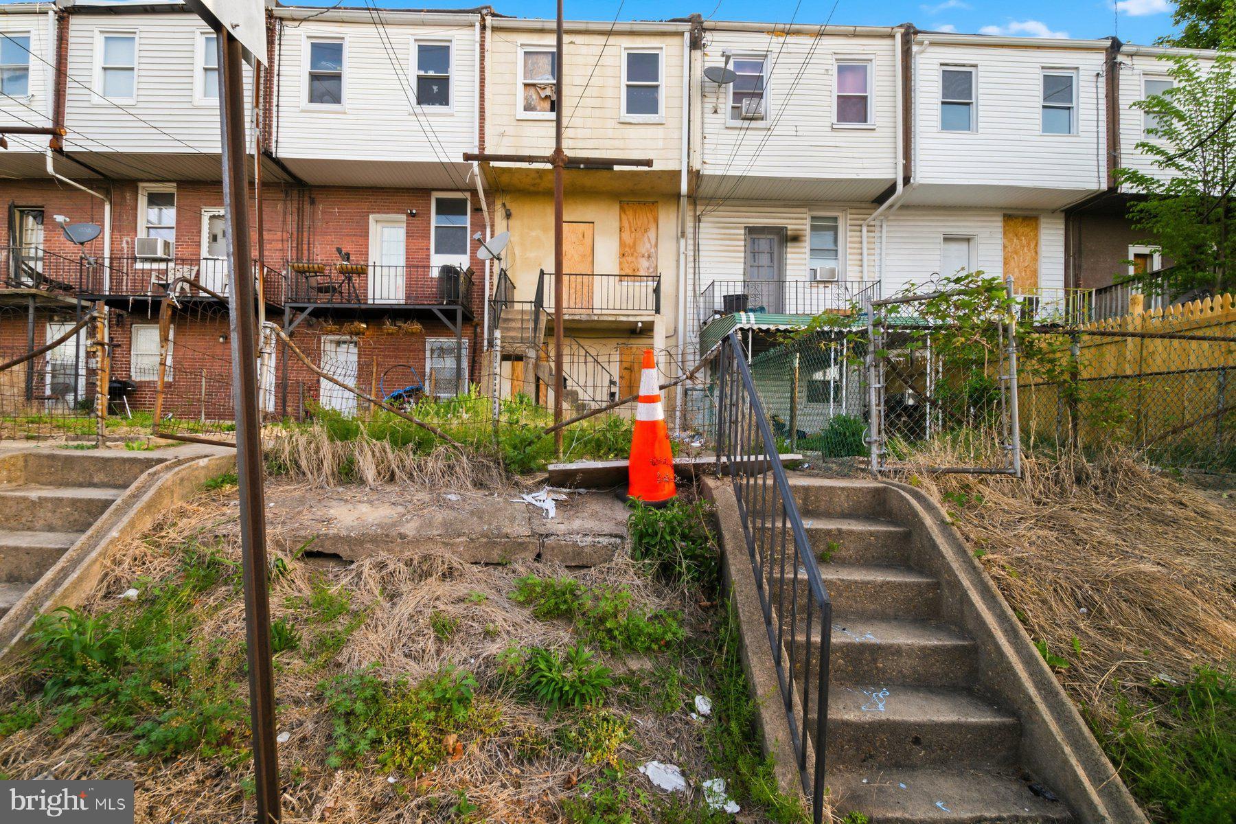 BIDDLE STREET - Residential
