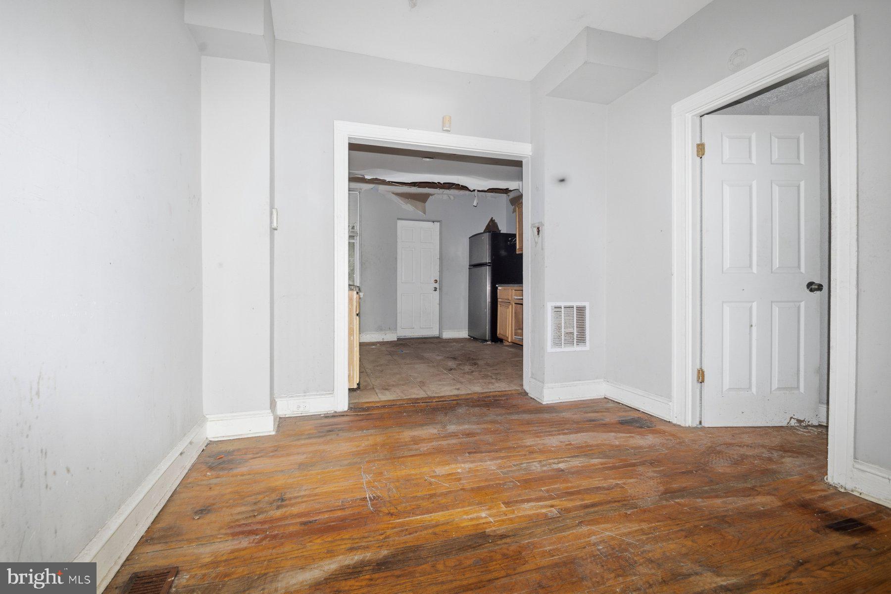BIDDLE STREET - Residential