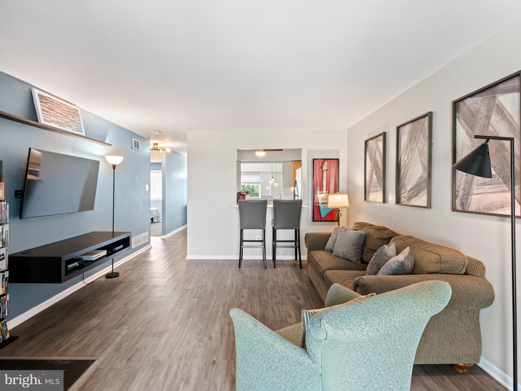 SUMMIT HOUSE - Residential