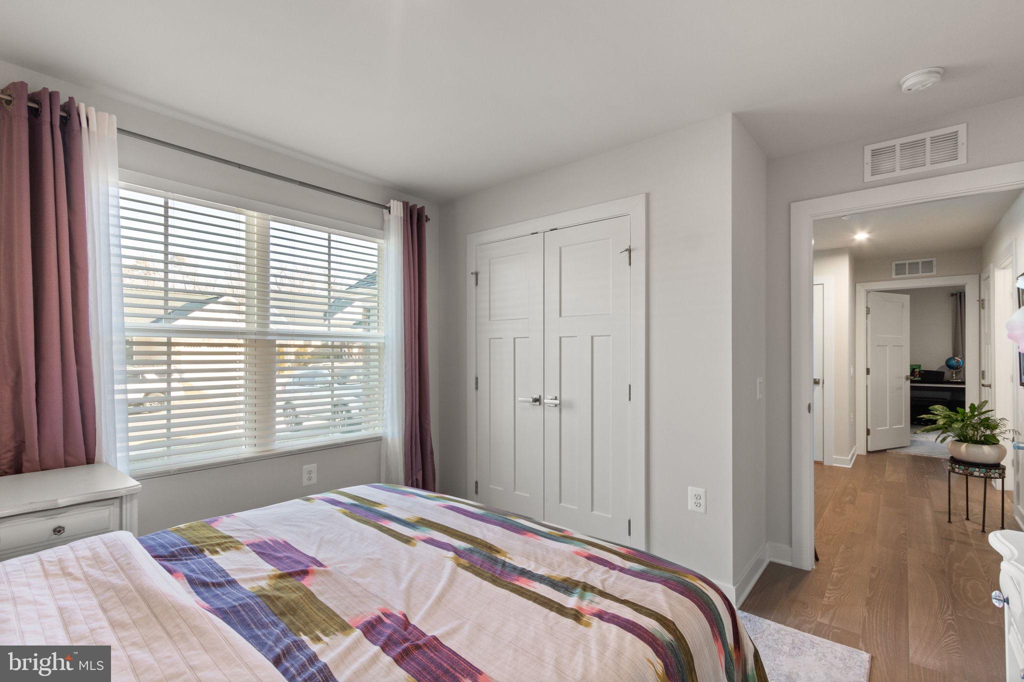 REGENCY AT CHANCELLORSVILLE NORTH - Residential