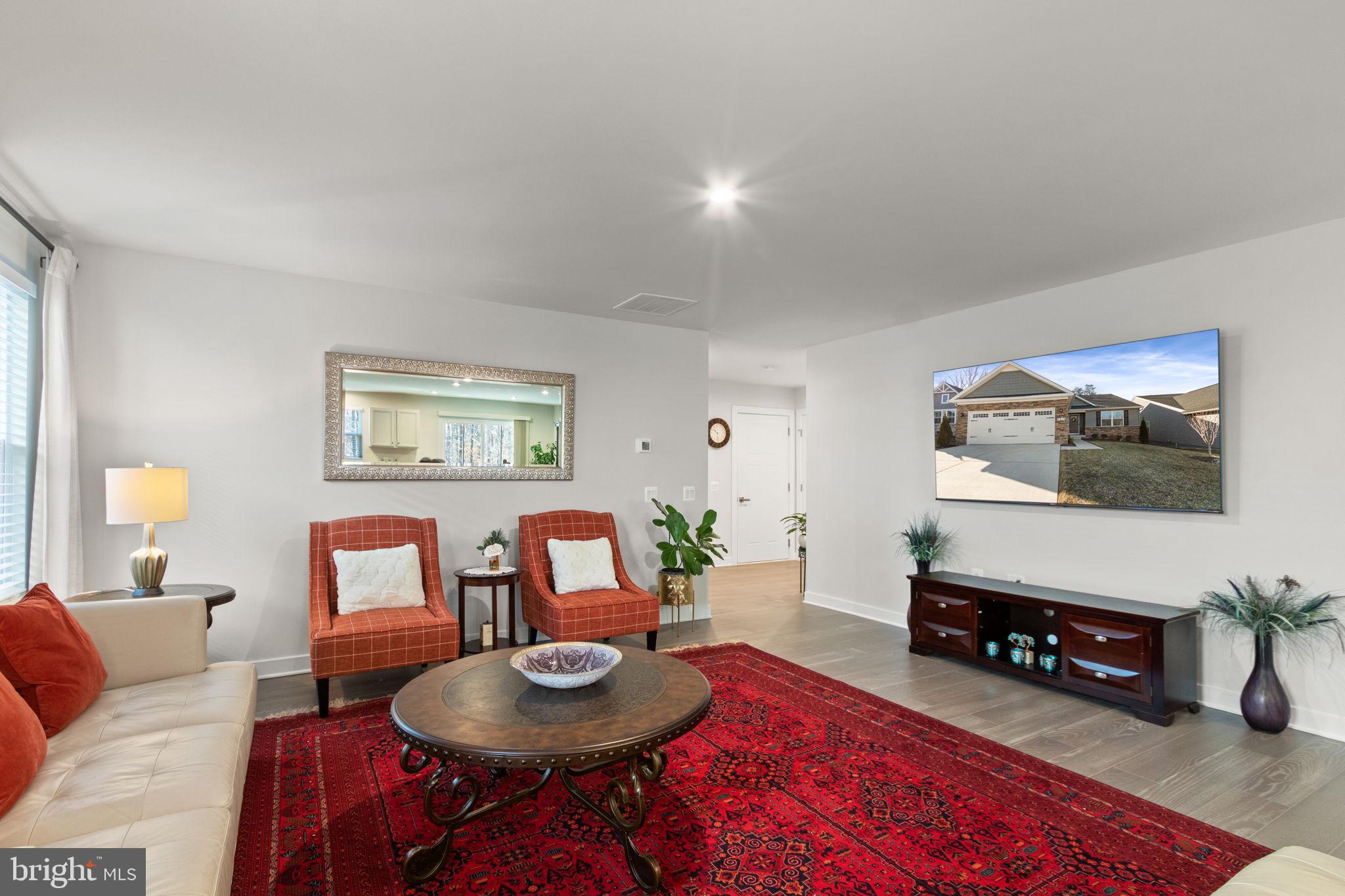 REGENCY AT CHANCELLORSVILLE NORTH - Residential