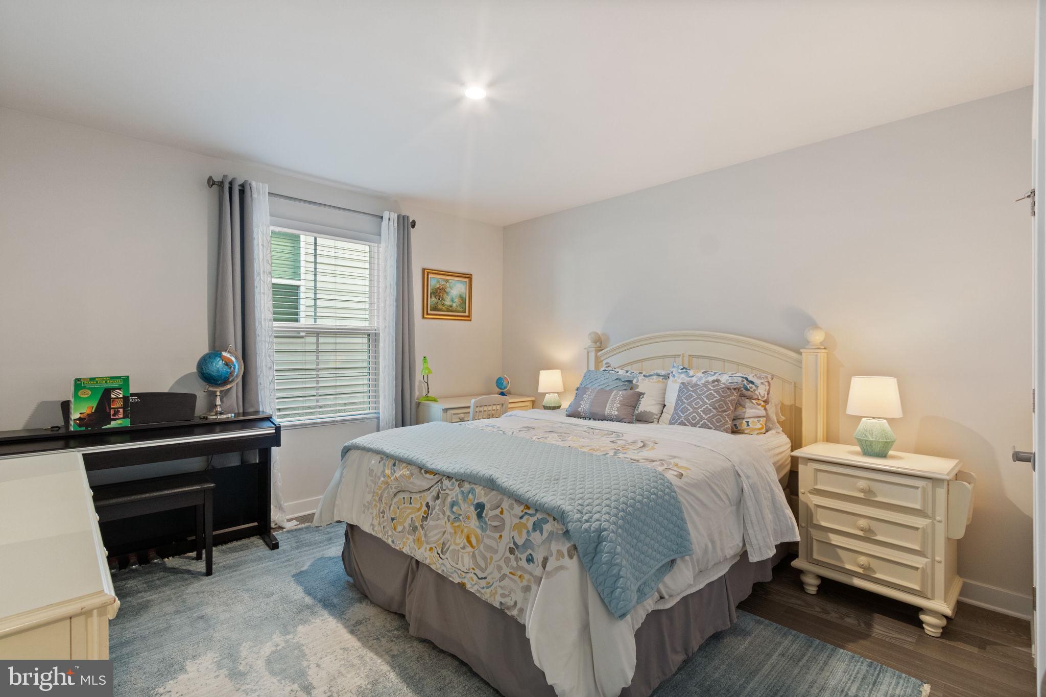 REGENCY AT CHANCELLORSVILLE NORTH - Residential