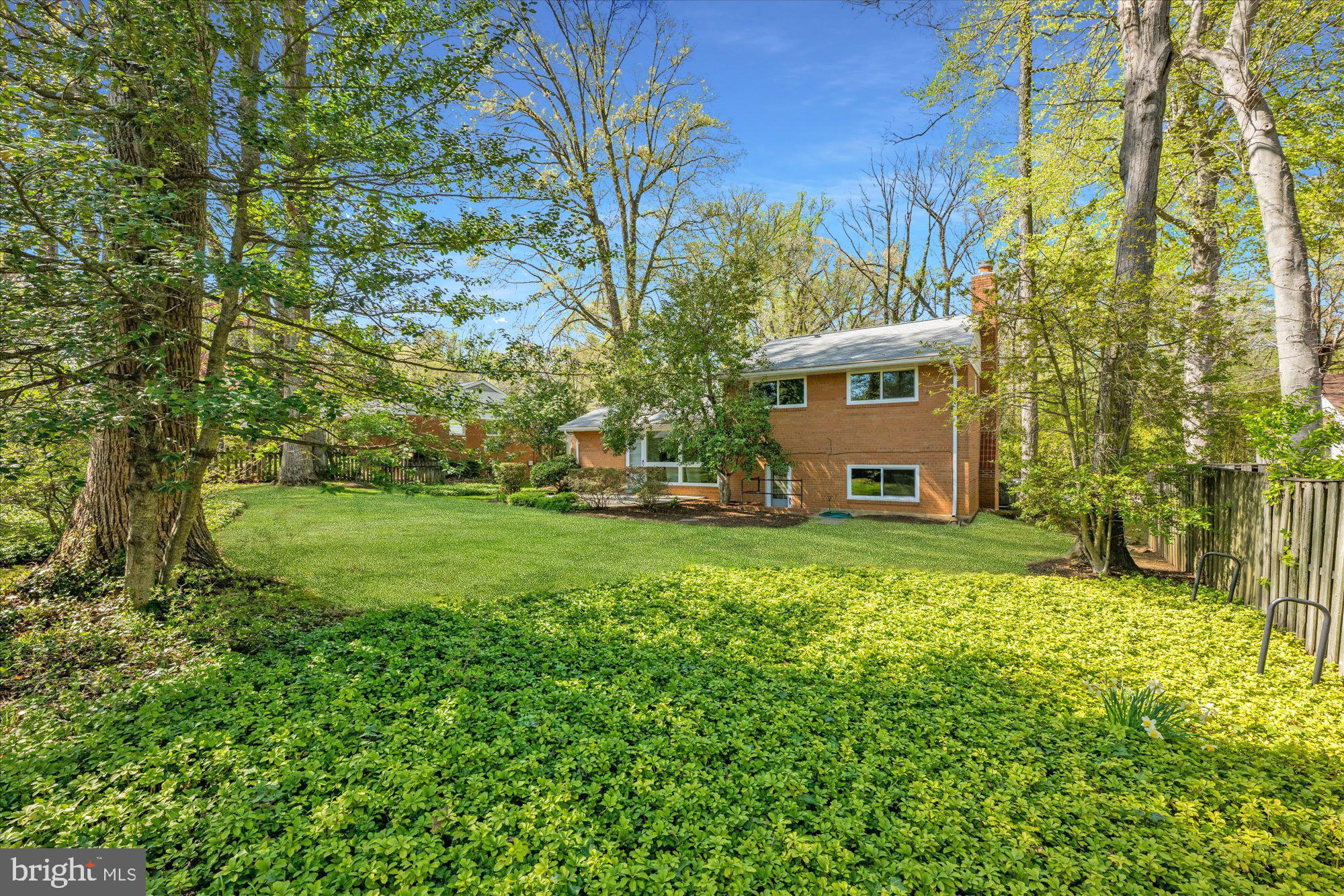 WILDWOOD MANOR - Residential