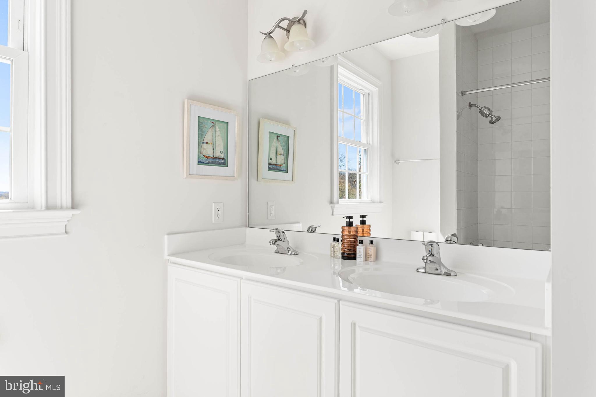 KIMBERTON MEADOWS - Residential