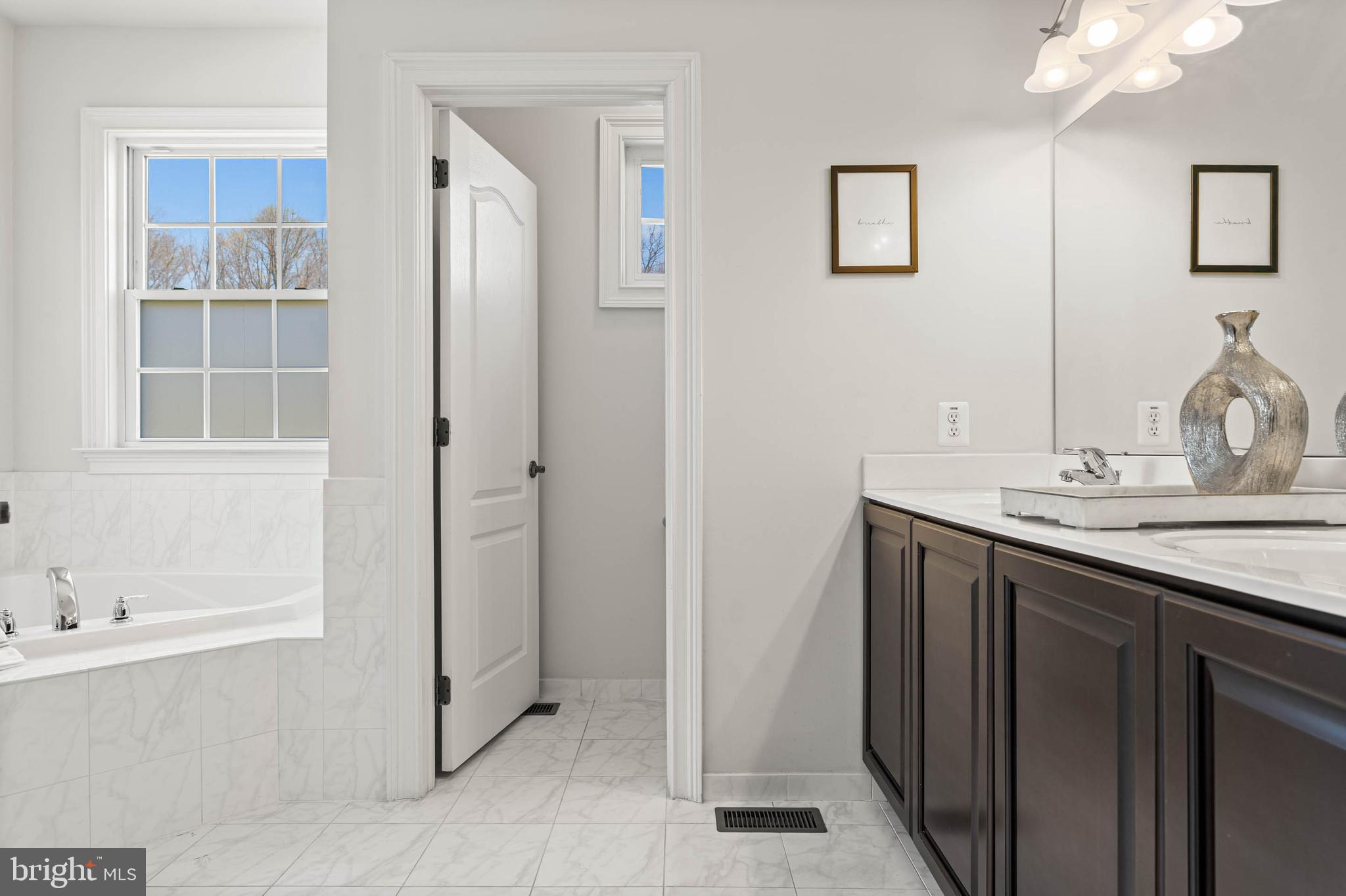 KIMBERTON MEADOWS - Residential