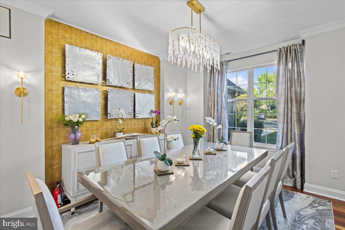 3 WOODLAND COURT