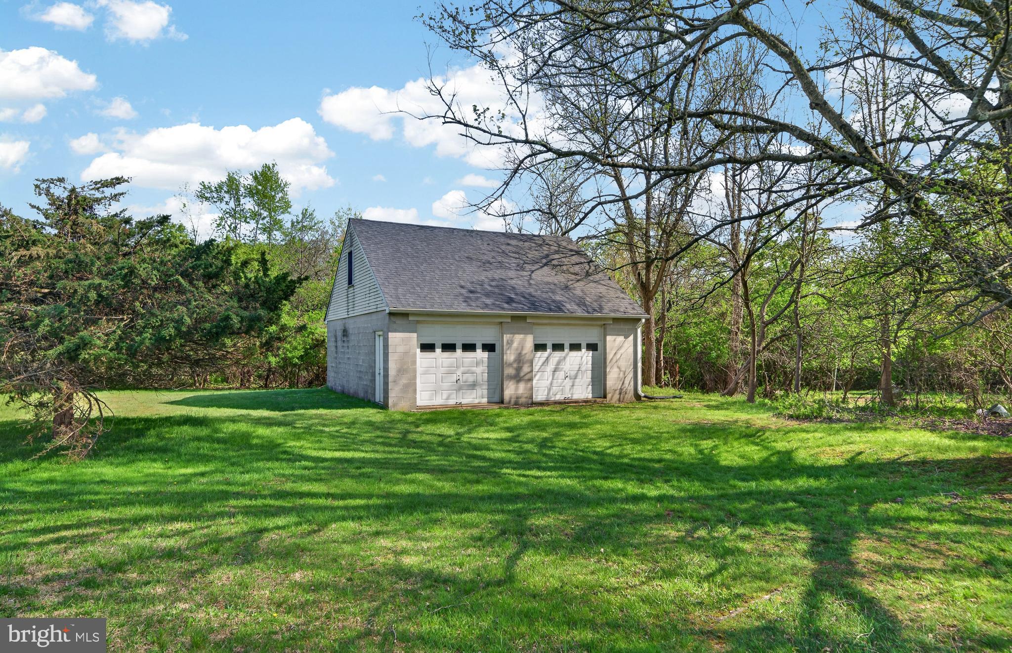 BLUE BELL - Residential