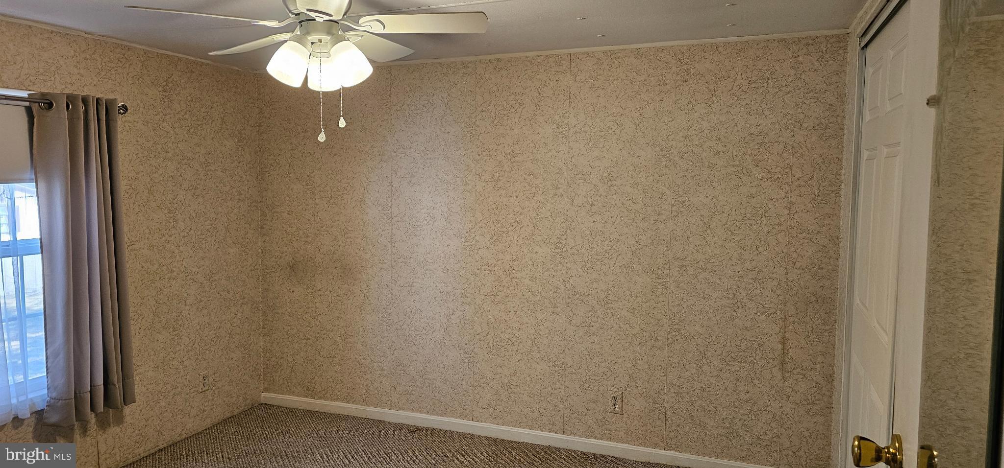 ANGOLA BEACH - Residential