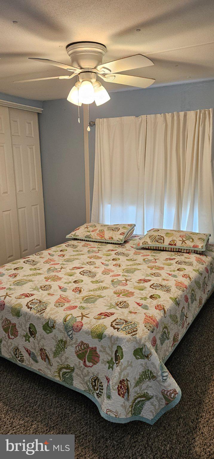 ANGOLA BEACH - Residential