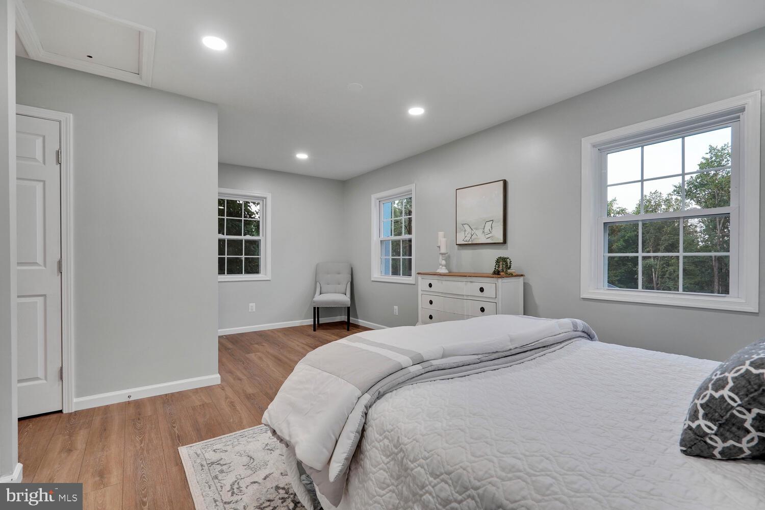 VALLEVUE - Residential