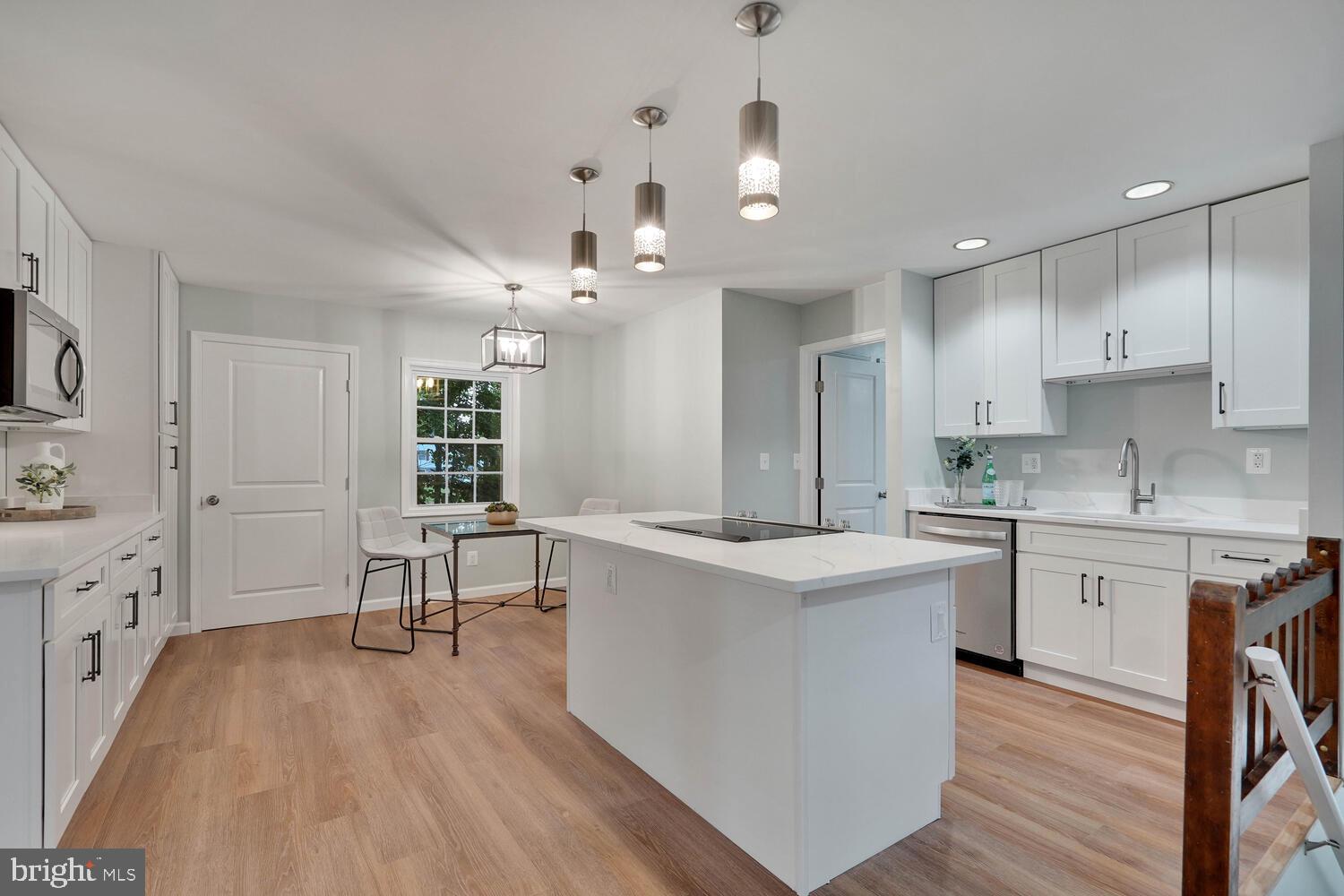 VALLEVUE - Residential