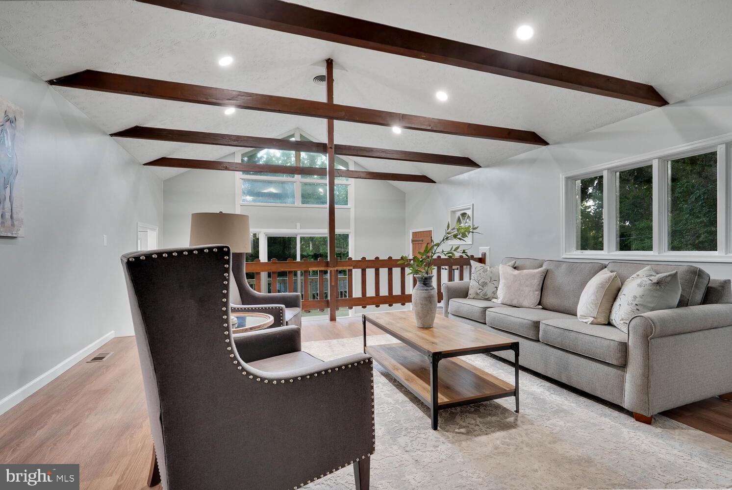 VALLEVUE - Residential