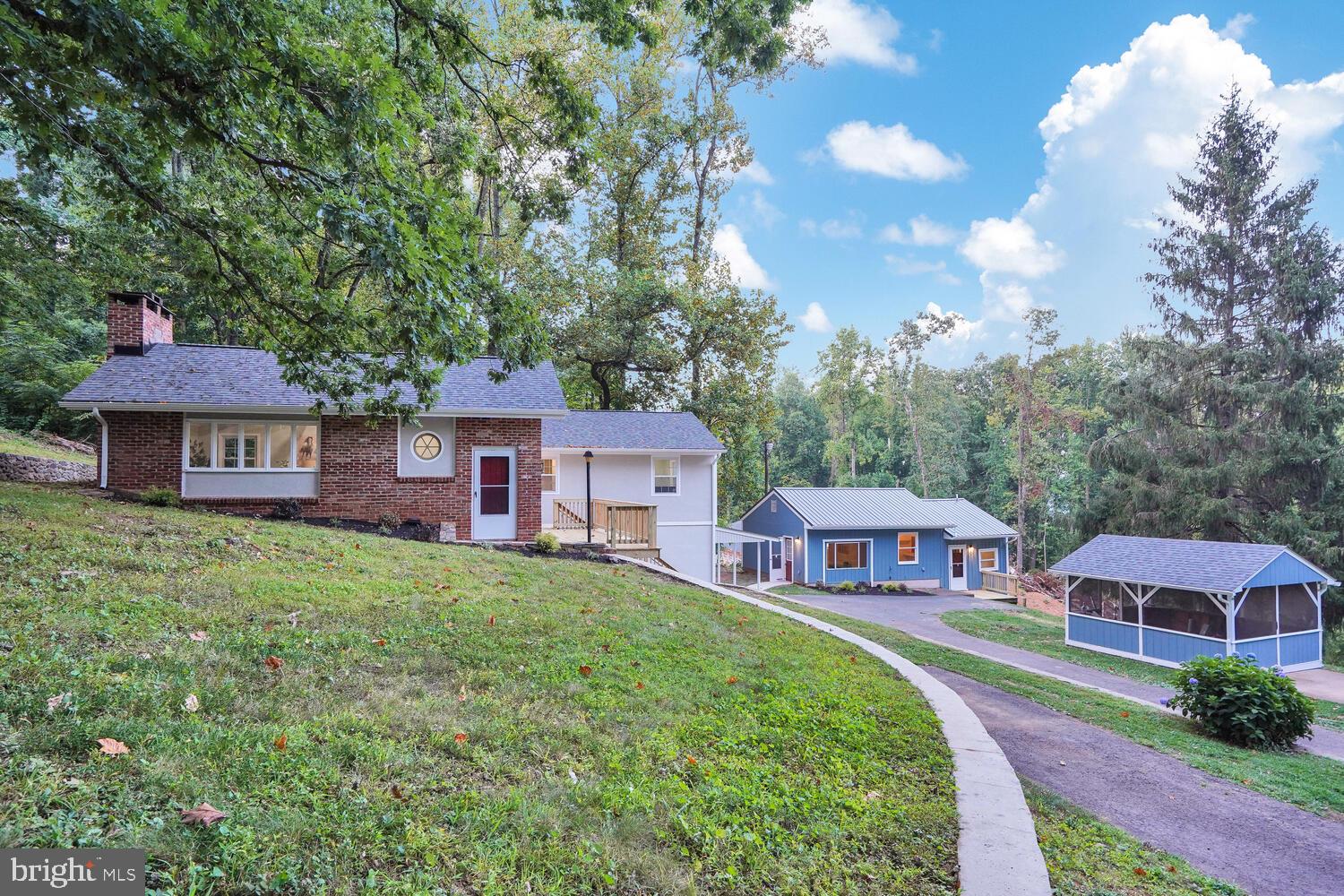 VALLEVUE - Residential