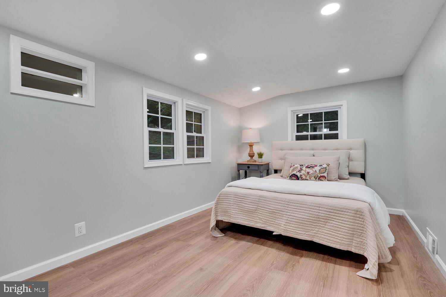 VALLEVUE - Residential