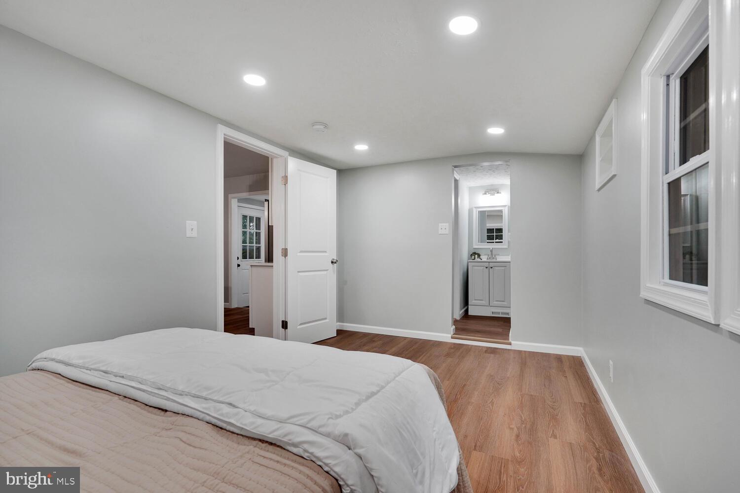 VALLEVUE - Residential