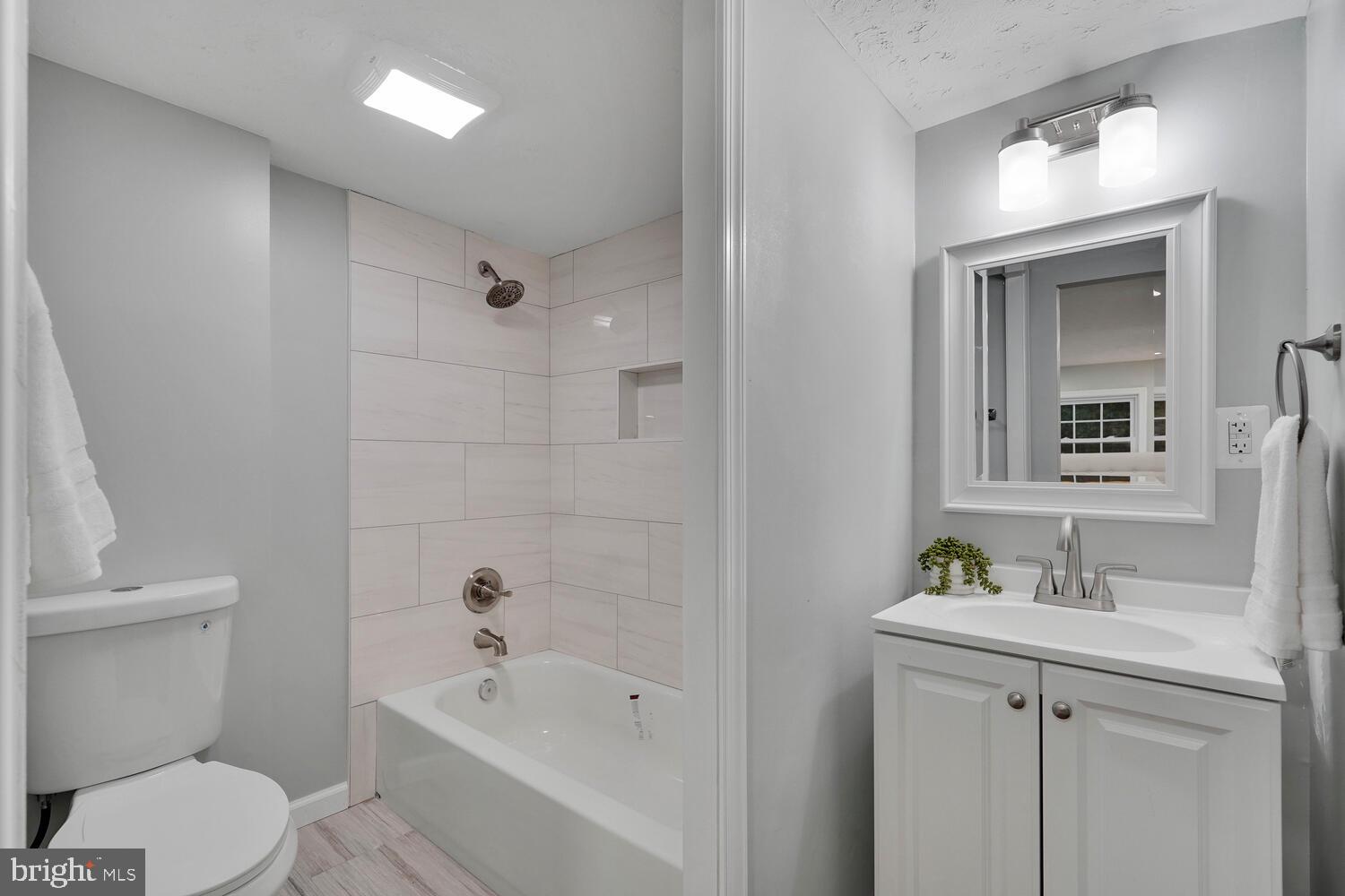 VALLEVUE - Residential