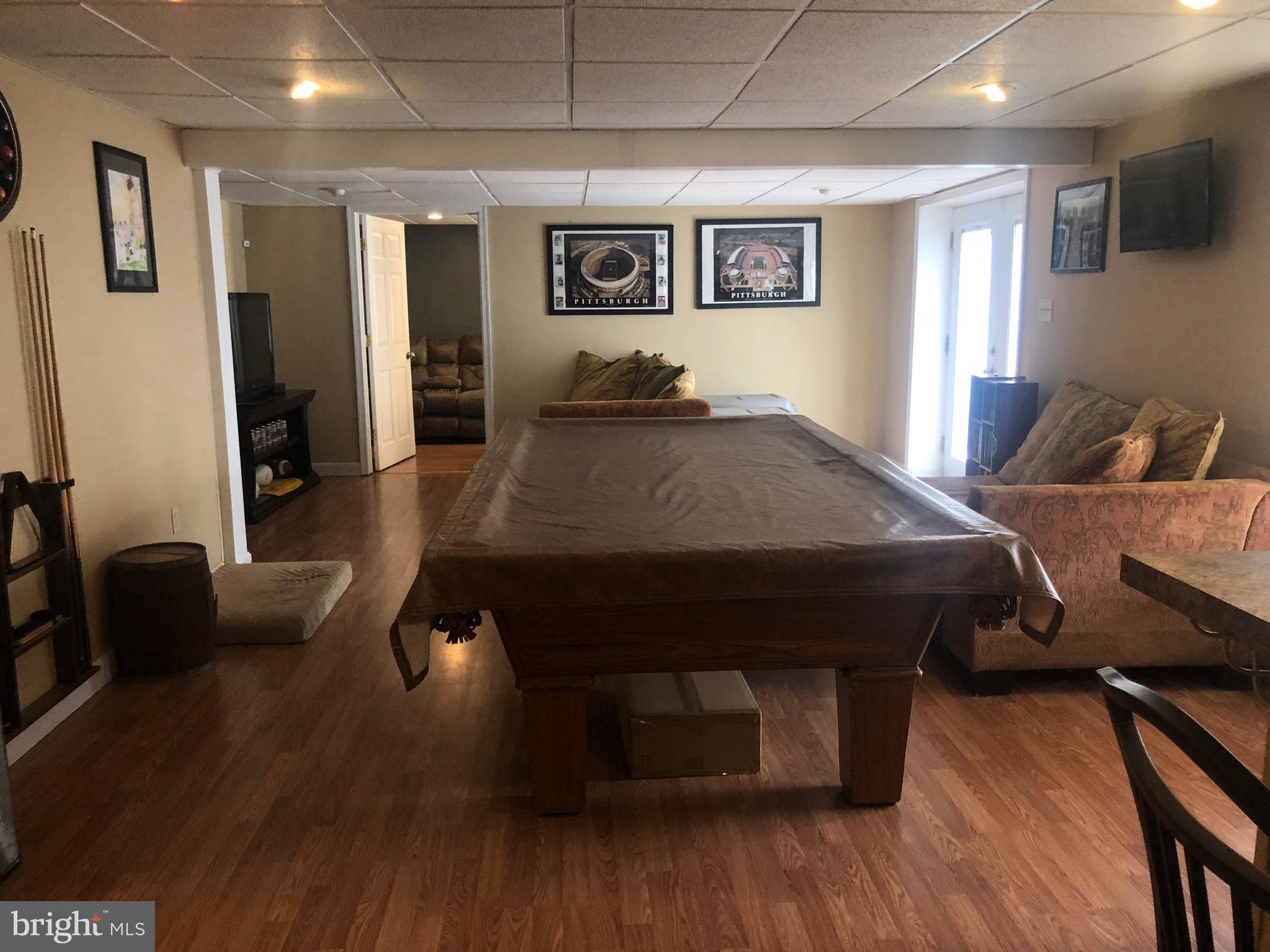 EMERALD LAKE - Residential