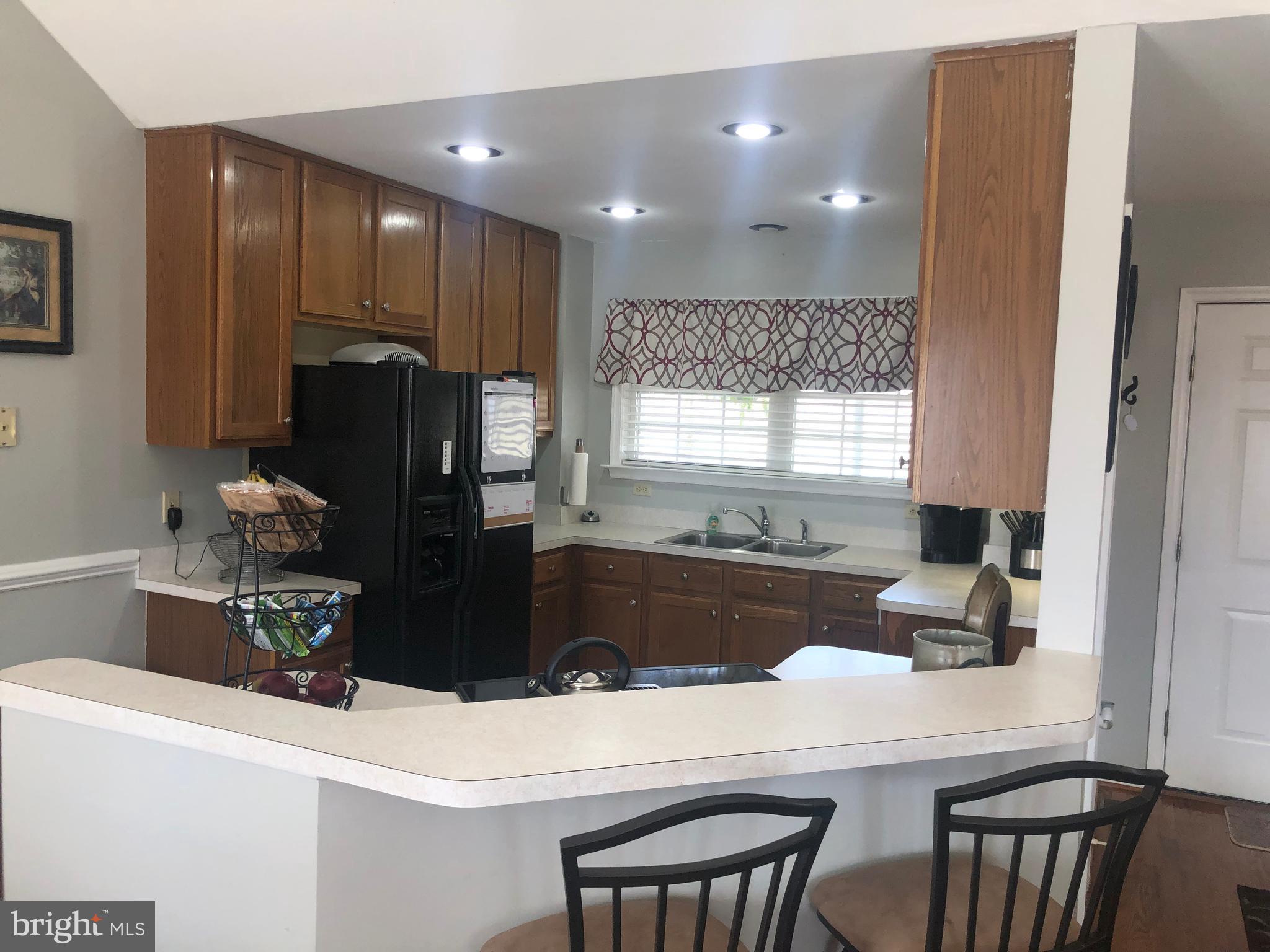 EMERALD LAKE - Residential