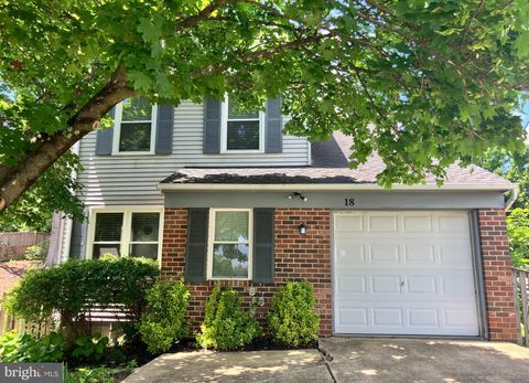 18 HUXLEY CIRCLE ABINGDON MD 21009