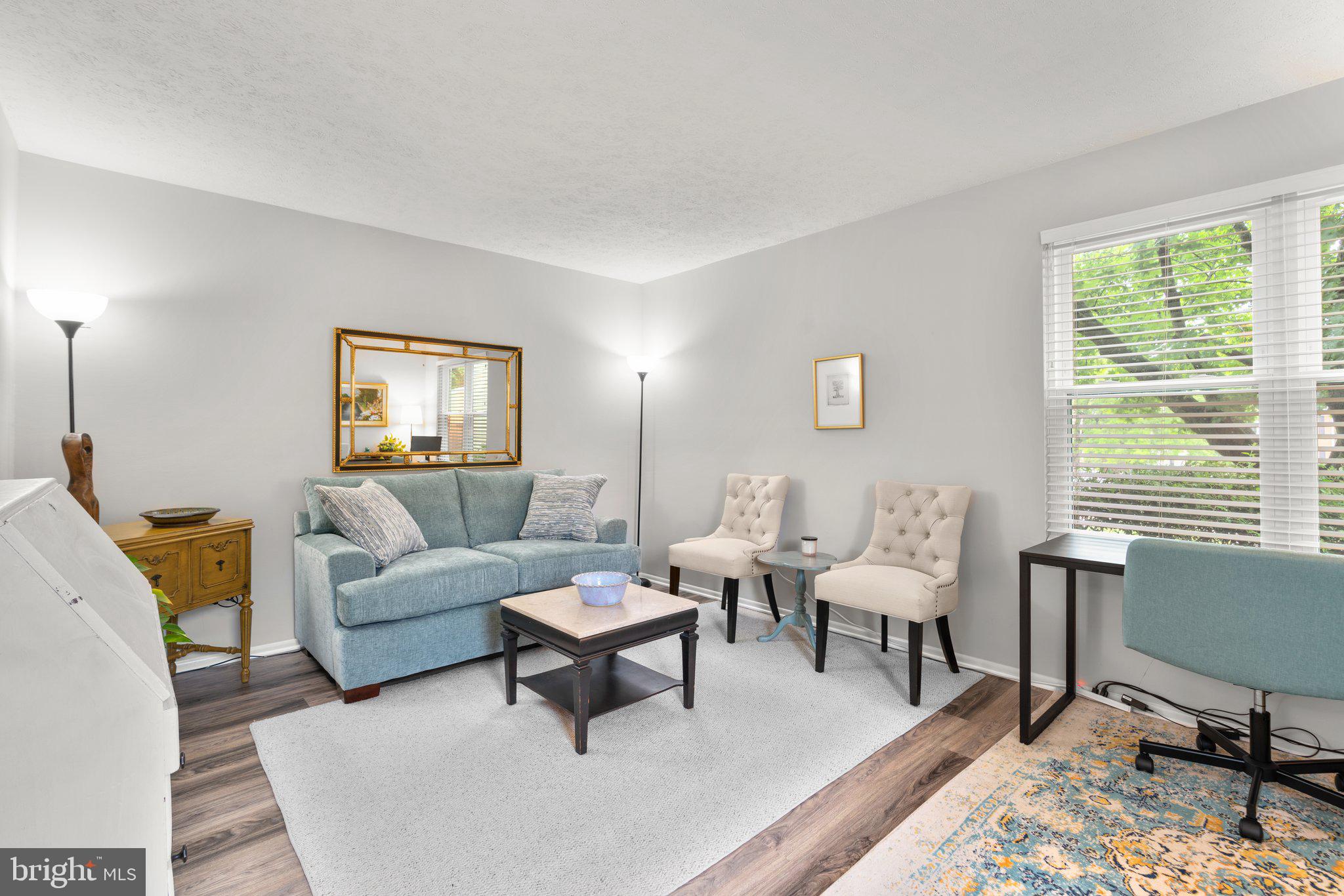 18 HUXLEY CIRCLE