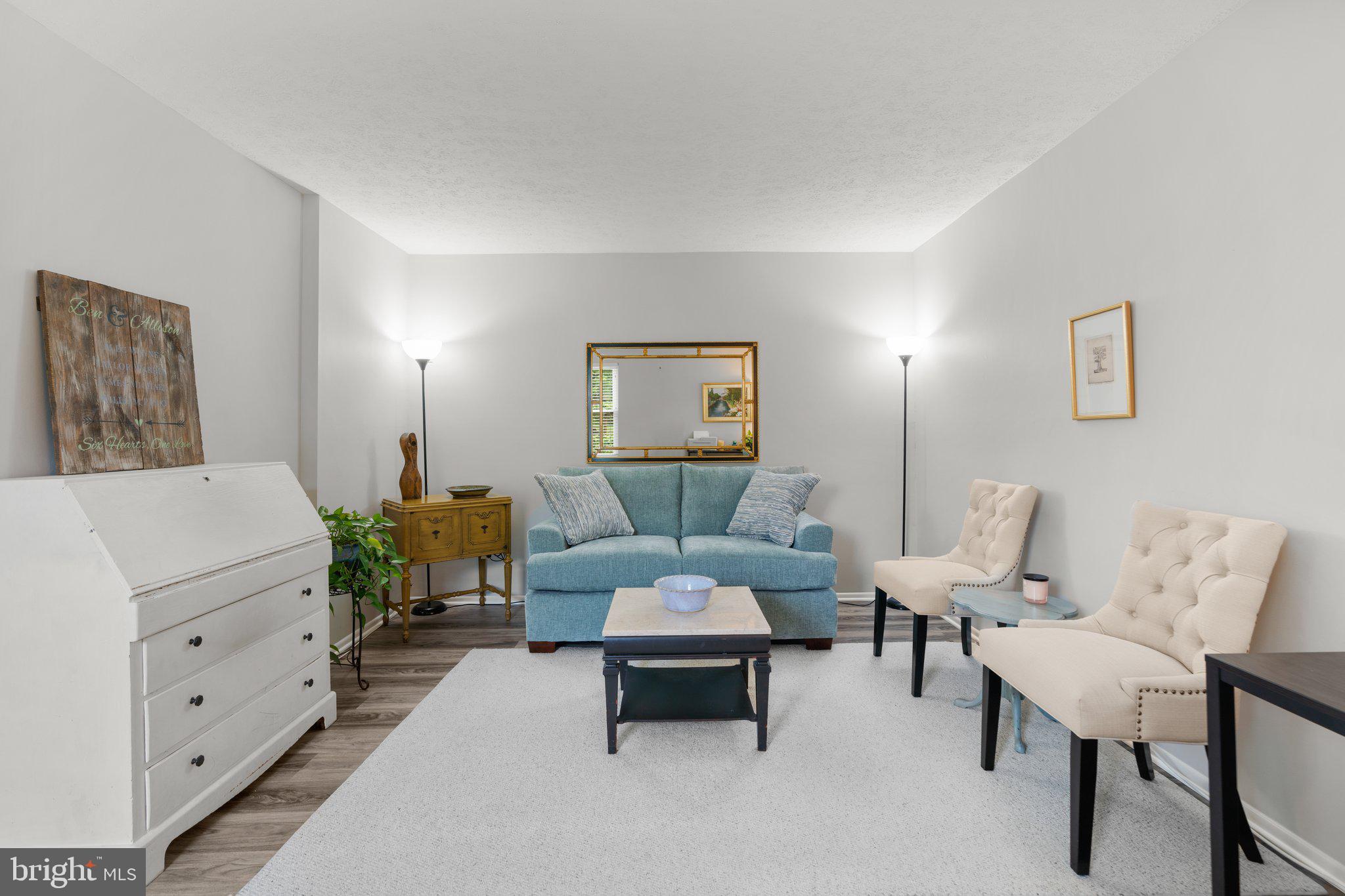 18 HUXLEY CIRCLE