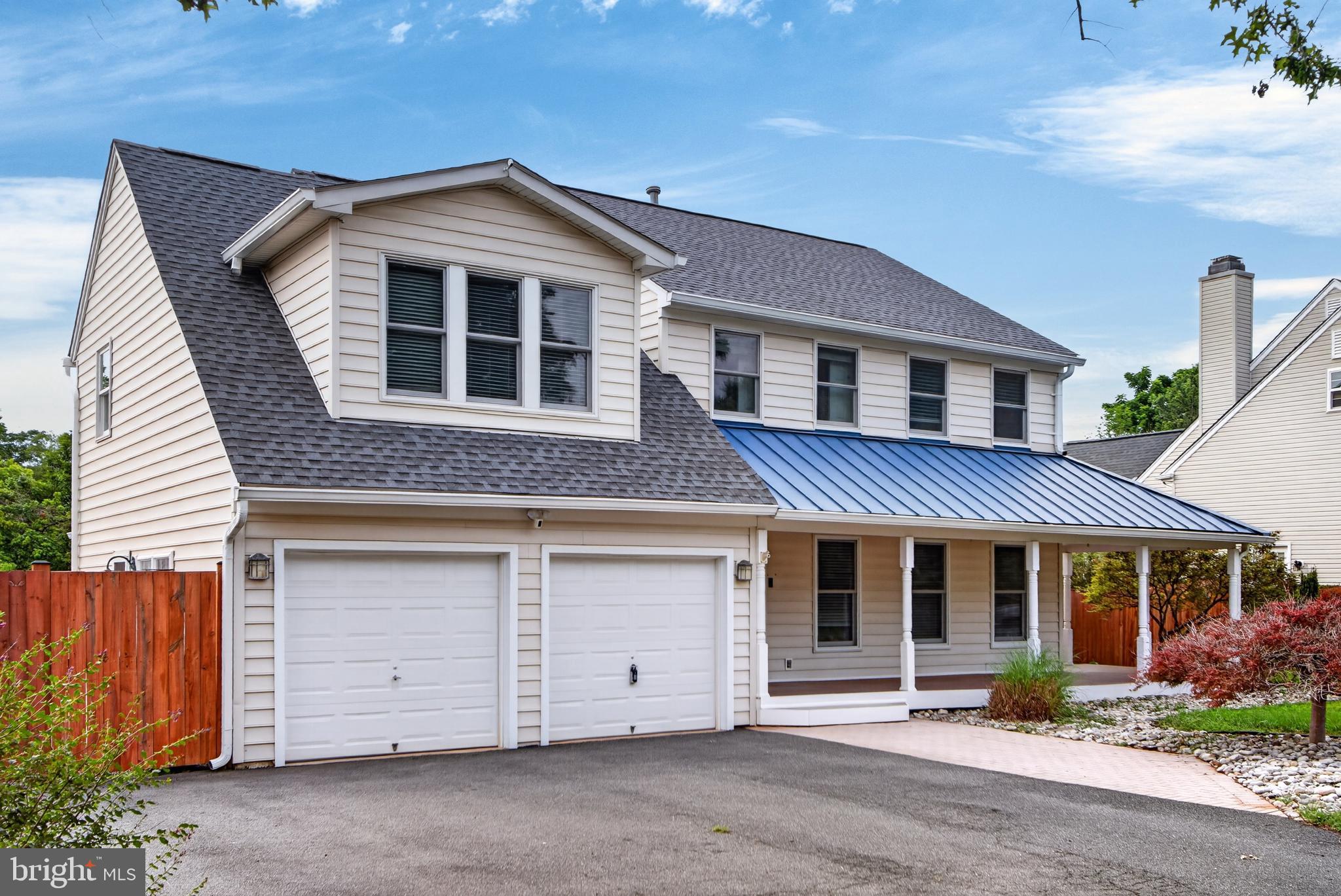 8238 SUNSET DRIVE