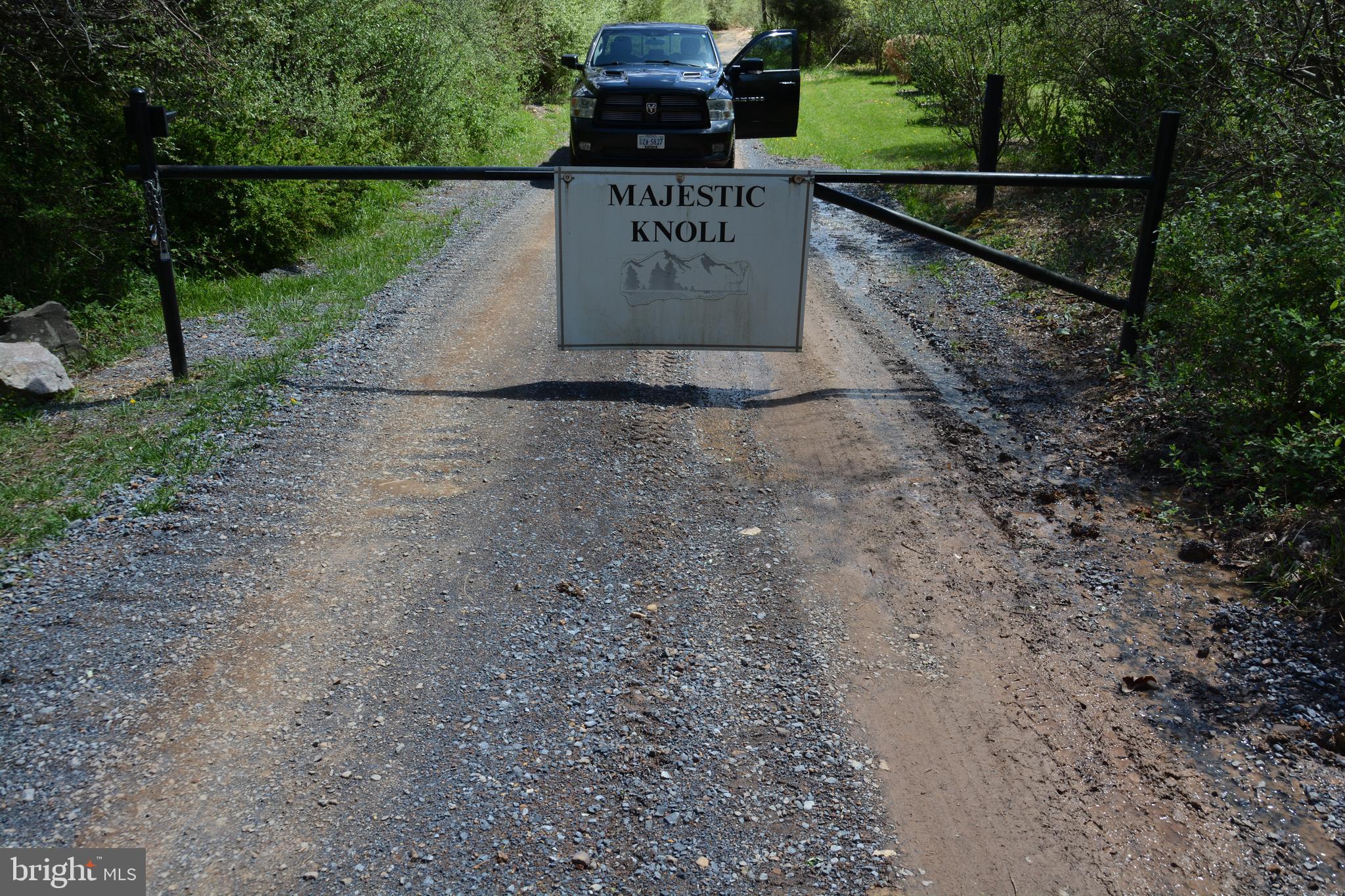 MAJESTIC KNOLL - Land
