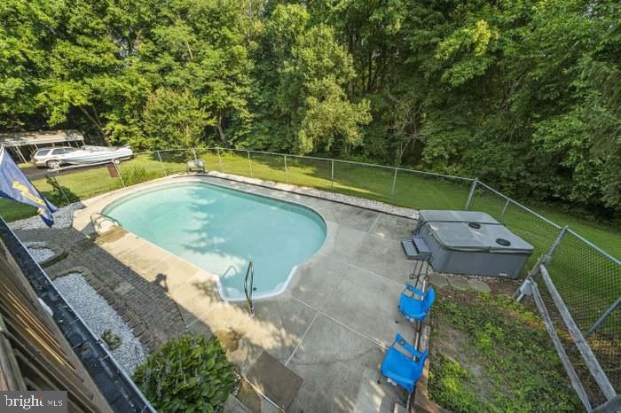 CANDY HILL - Residential