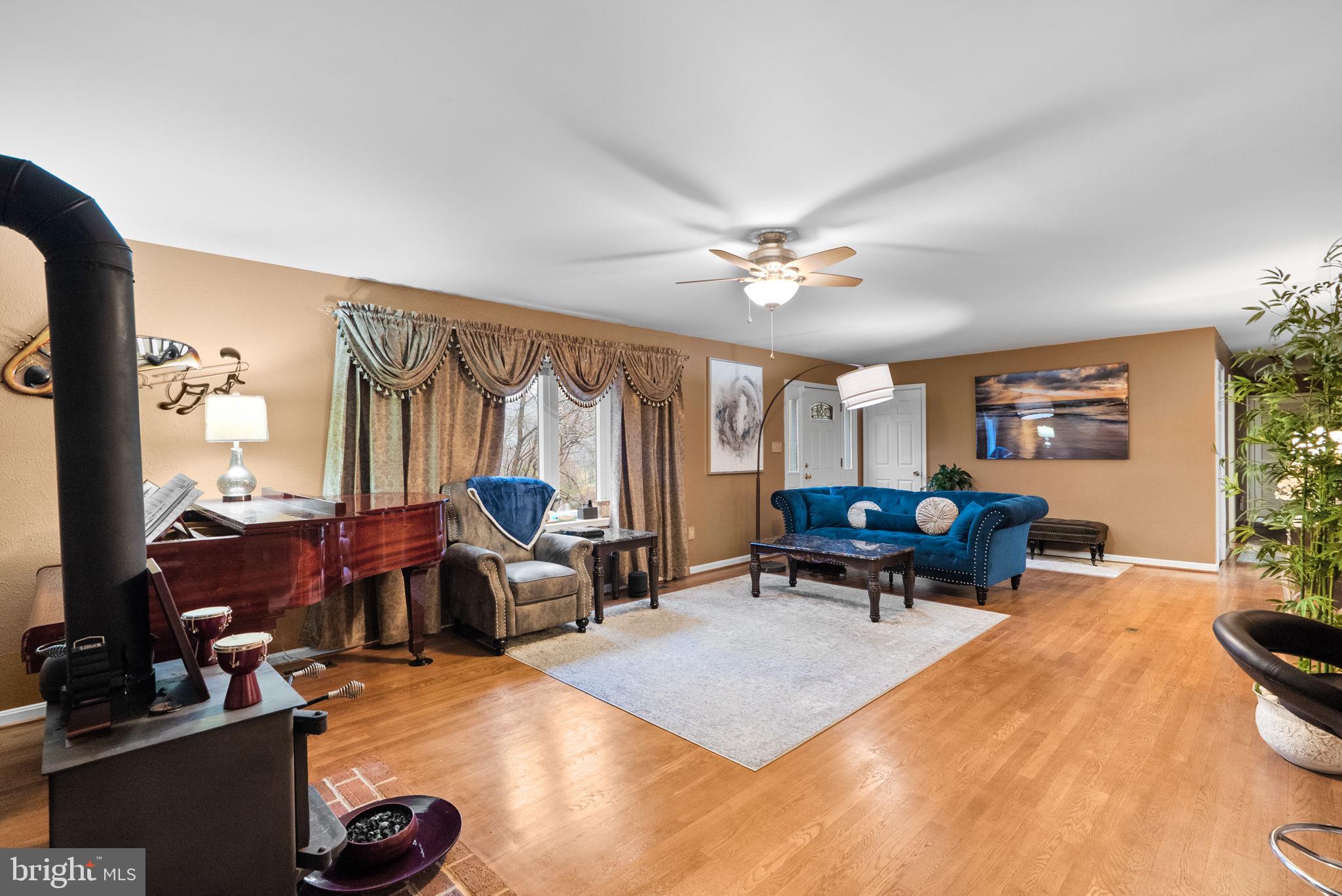 CANDY HILL - Residential