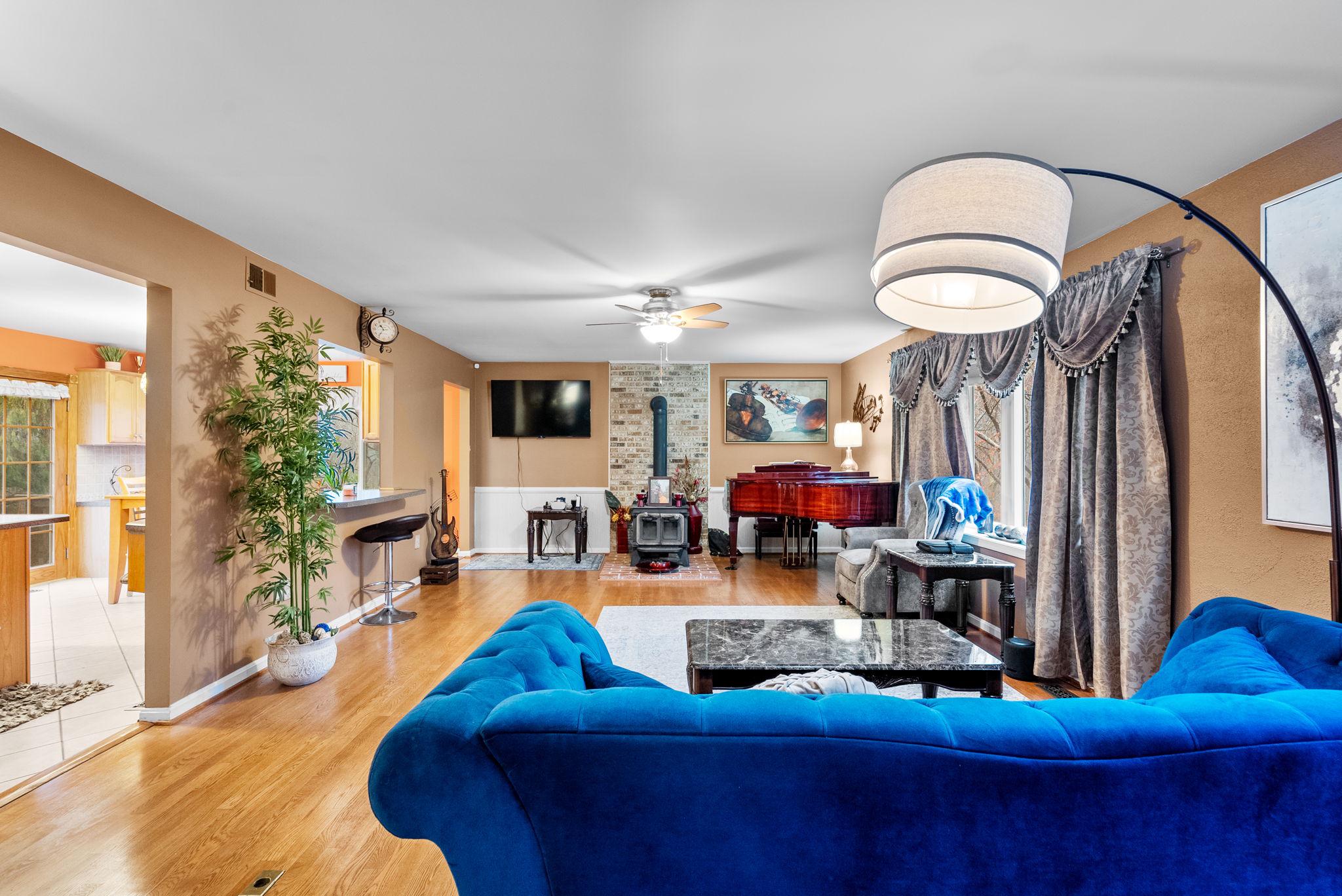CANDY HILL - Residential