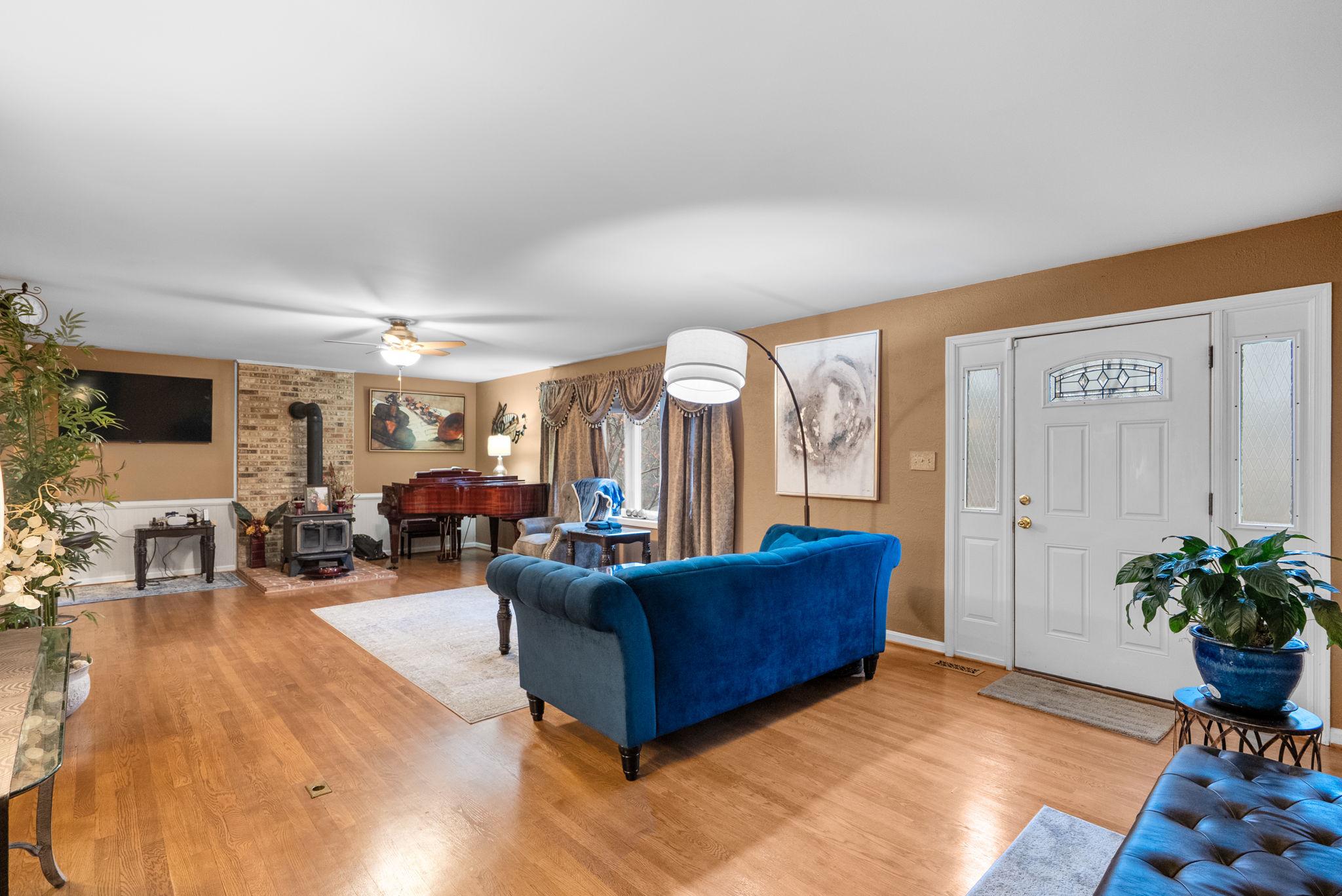 CANDY HILL - Residential