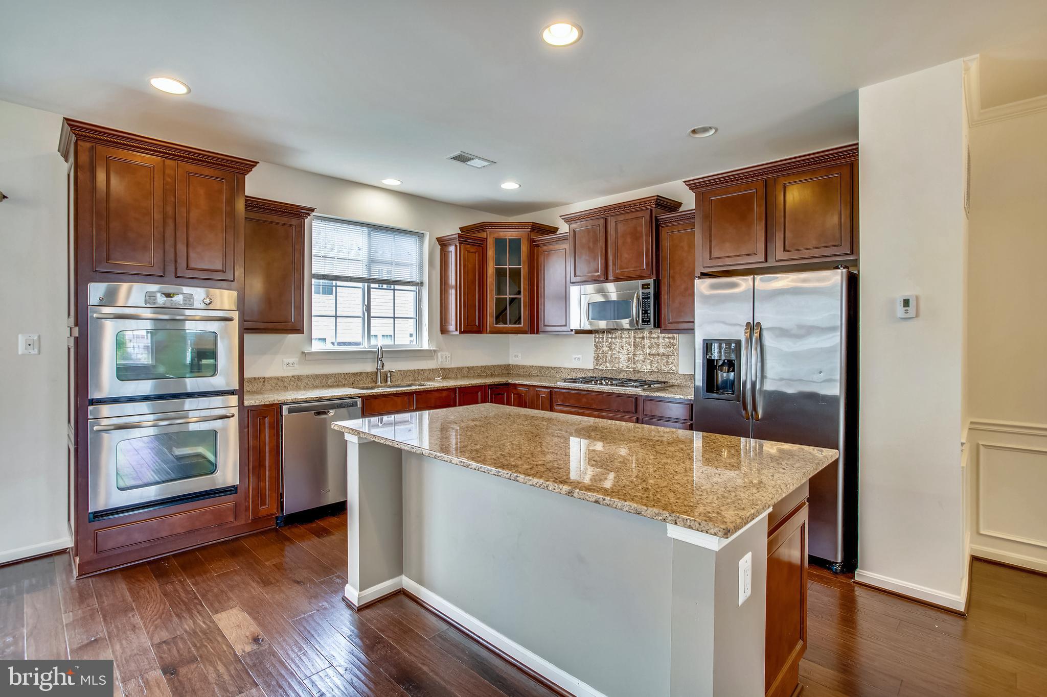 VILLAGES OF WELLINGTON - Residential Lease