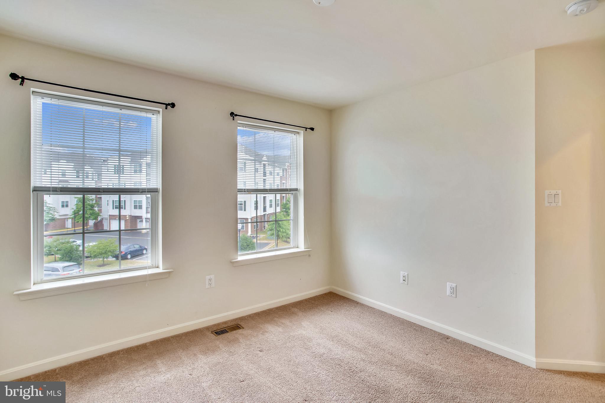 VILLAGES OF WELLINGTON - Residential Lease