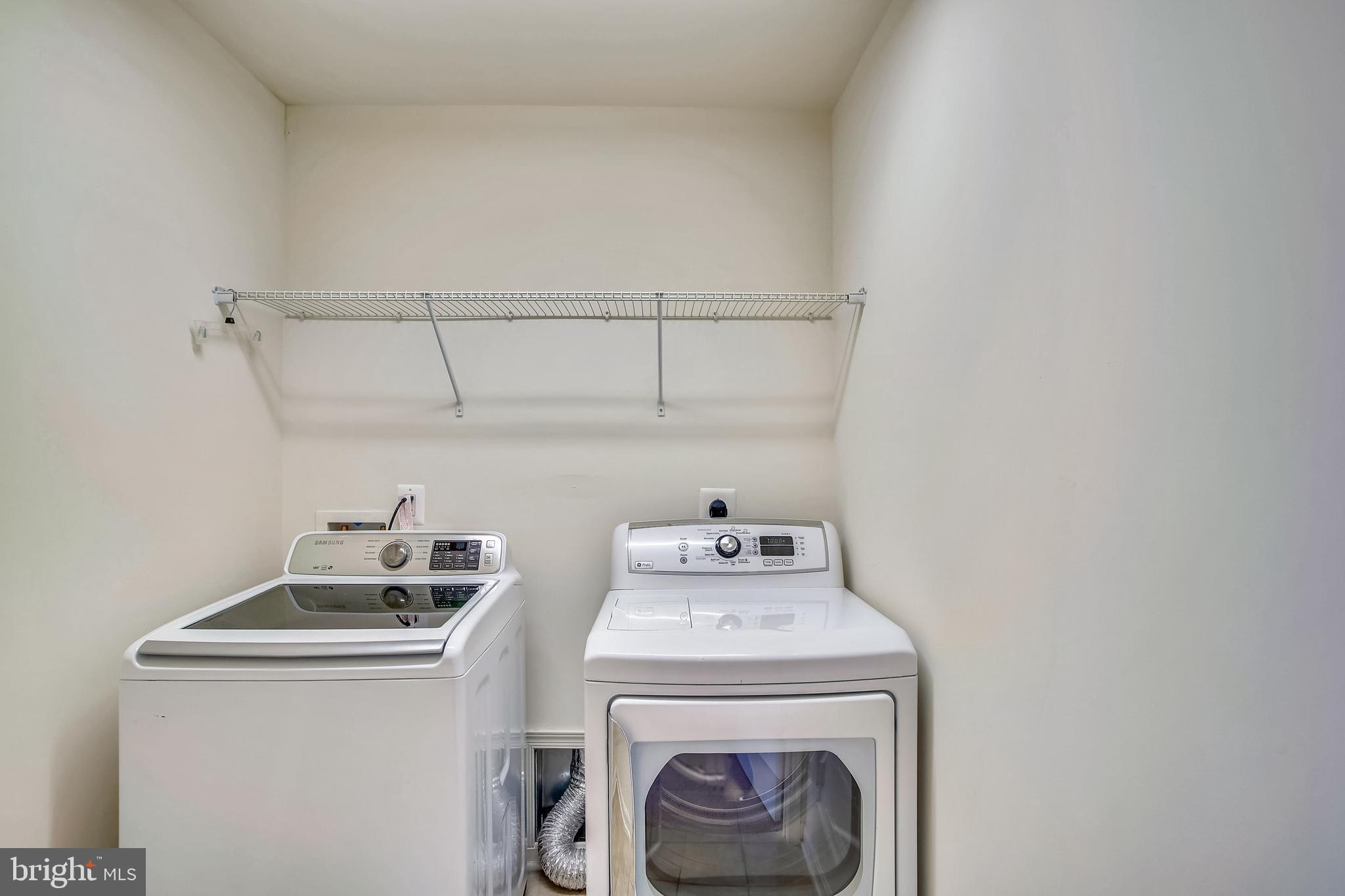 VILLAGES OF WELLINGTON - Residential Lease