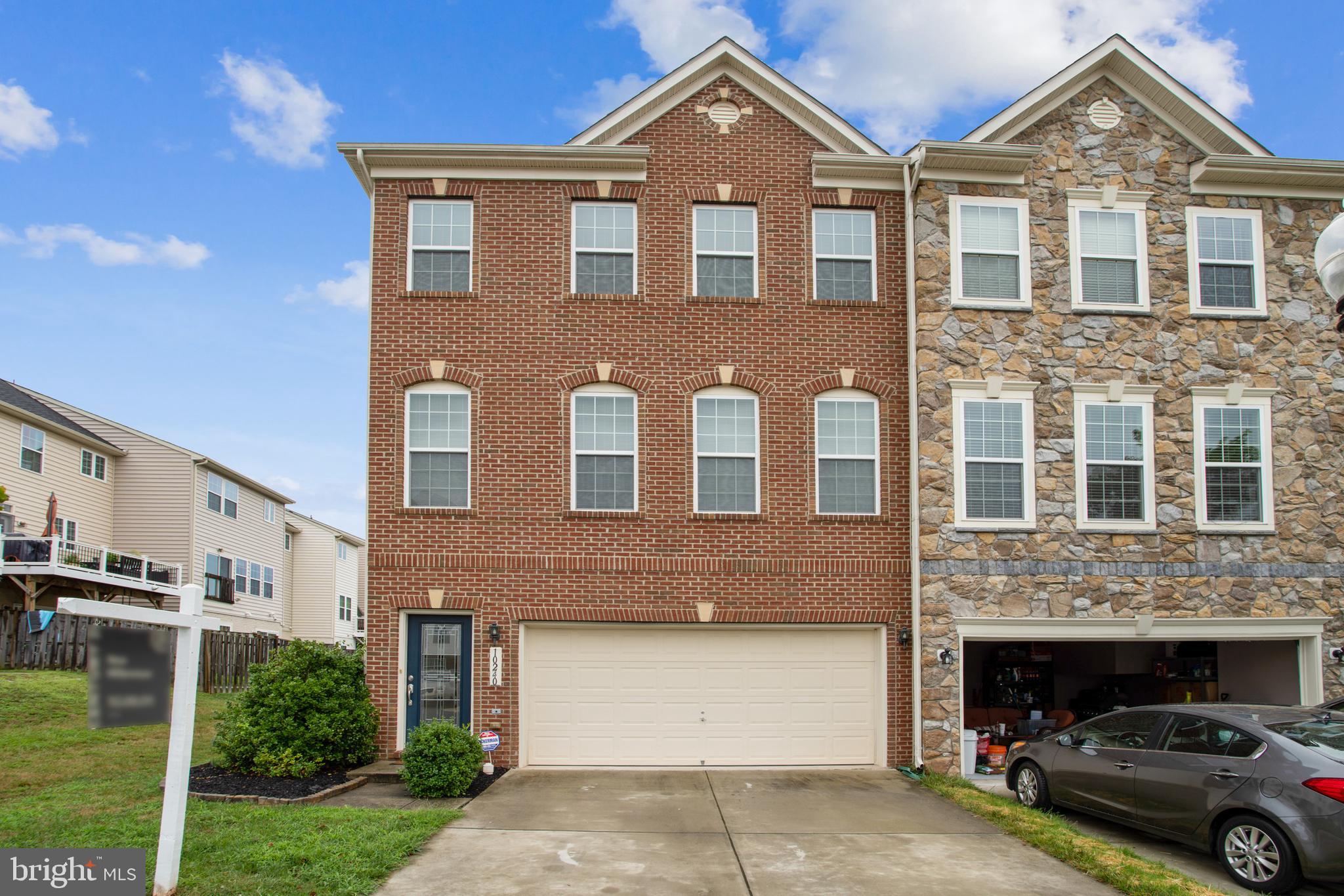 VILLAGES OF WELLINGTON - Residential Lease