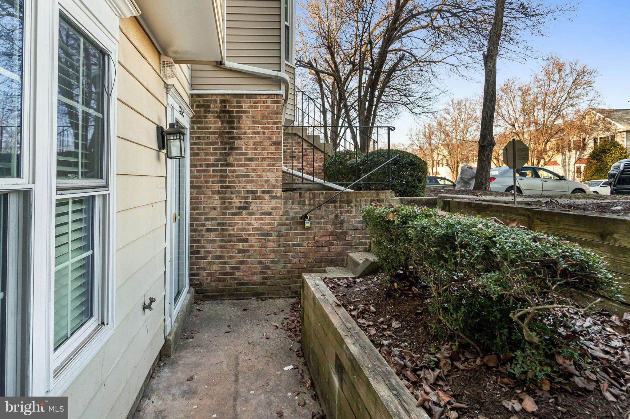 STOCKBRIDGE CONDO - Residential Lease