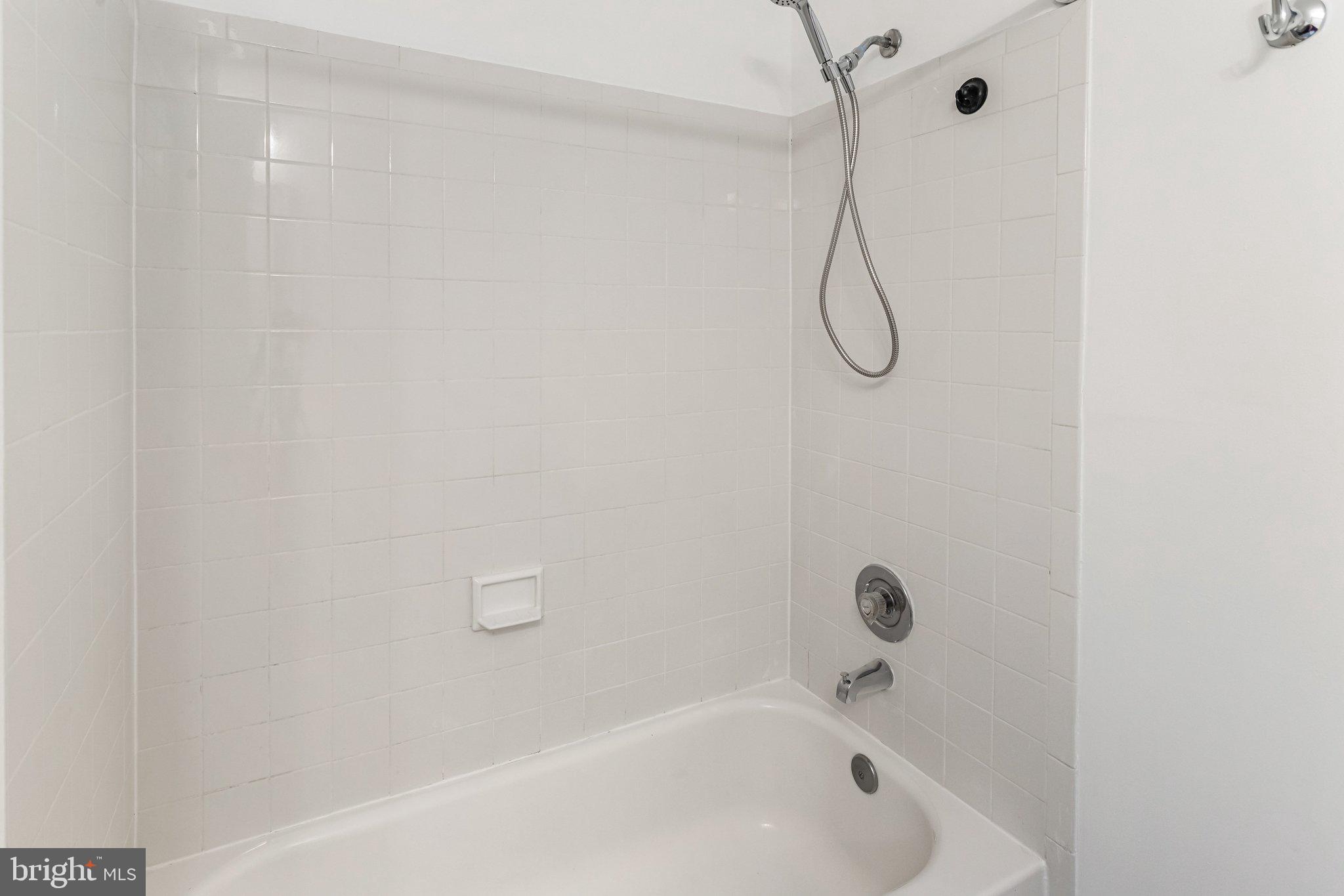 STOCKBRIDGE CONDO - Residential Lease