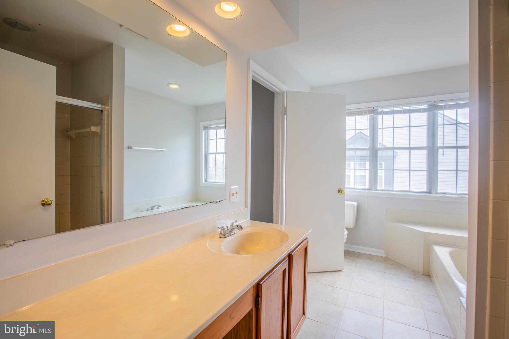 GERMANTOWN - Residential Lease