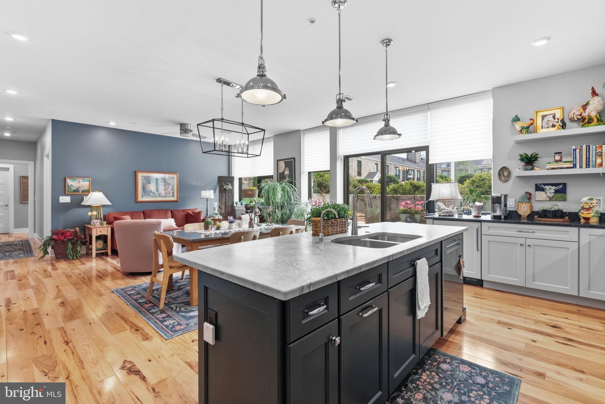 29 E 1ST AVENUE A101