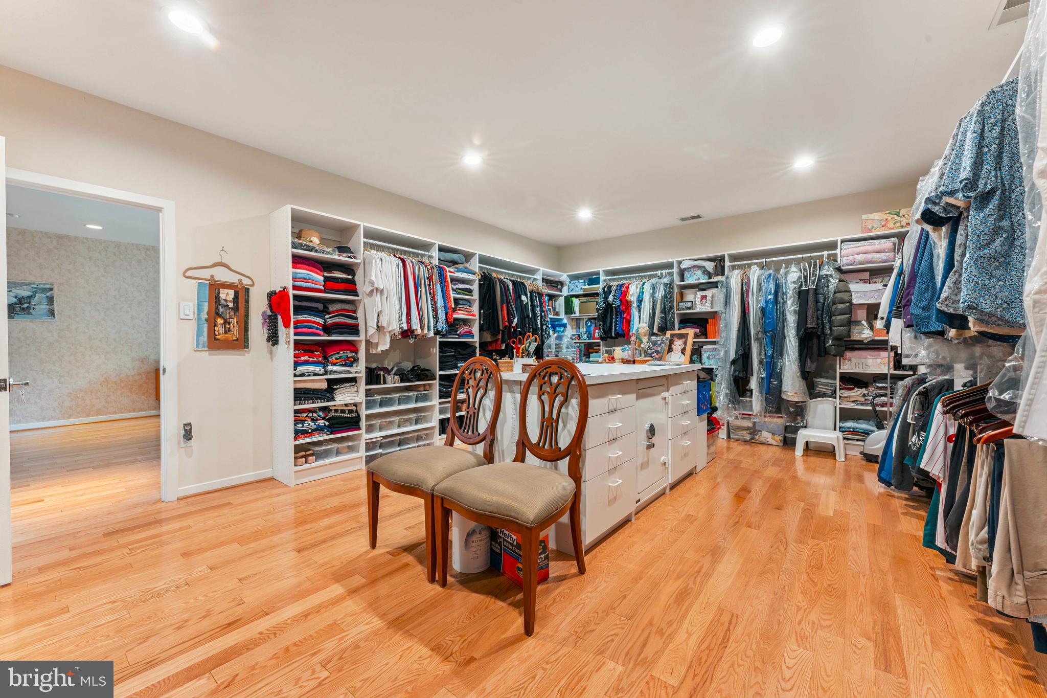 HUNTINGDON VALLEY - Residential